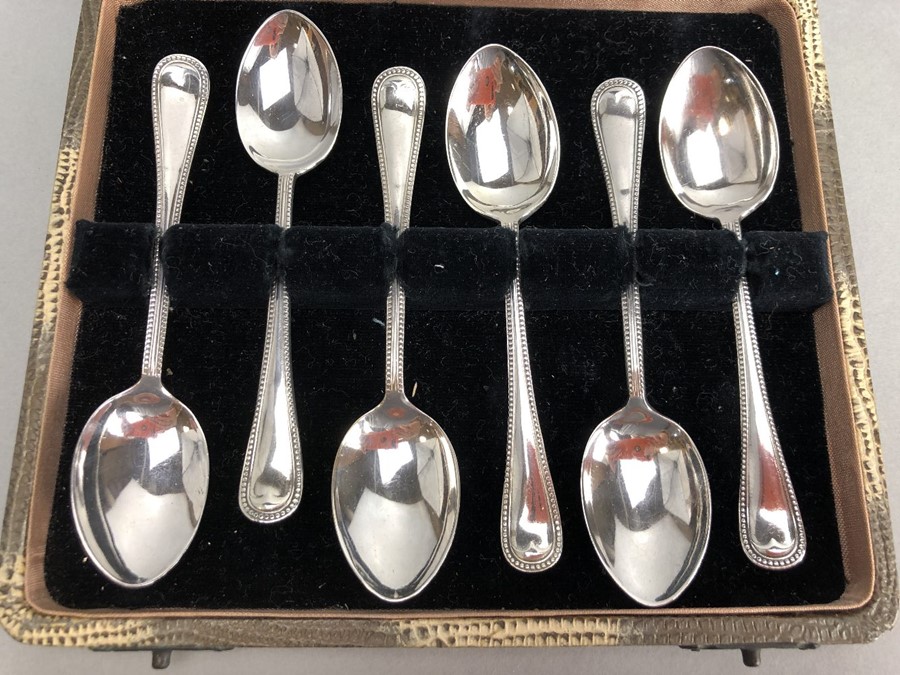 Six boxed Birmingham hallmarked silver spoons maker JS & S - Image 3 of 5