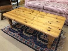 Pine coffee table approx 121cm x 60cm x 39cm tall
