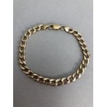 9ct Gold curb link bracelet approx 8.9g