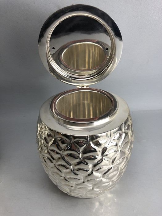 Pair of large silver plated ice buckets in the form of pineapples. With hinged lids. Approx. 35cm - Image 5 of 8