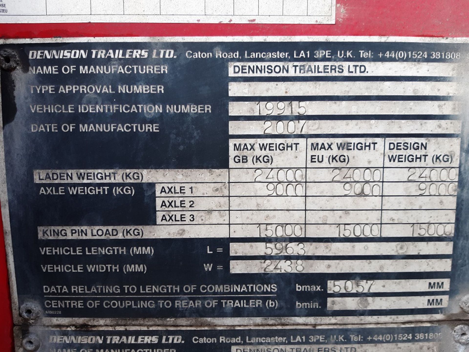 Red Dennison Four Axle (one drop axle) Multifunction Skeletal Trailer (2006) - Image 10 of 14