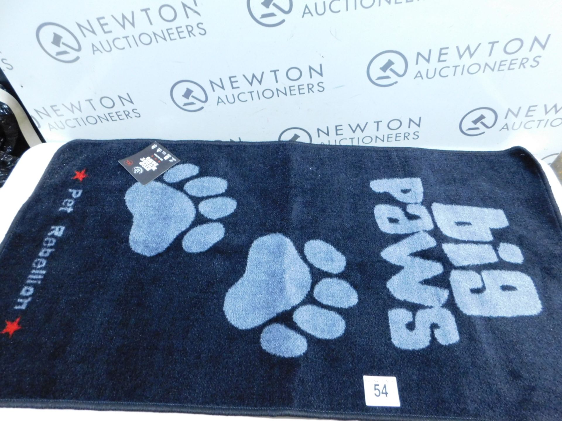 1 PAWS FLOOR MAT RRP Â£19.99