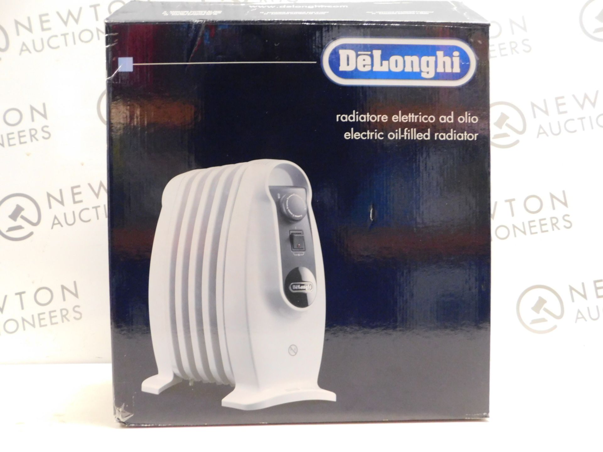 1 BOXED DELONGHI NANO SPEED WARM ELECTRIC RADIATOR RRP Â£89.99