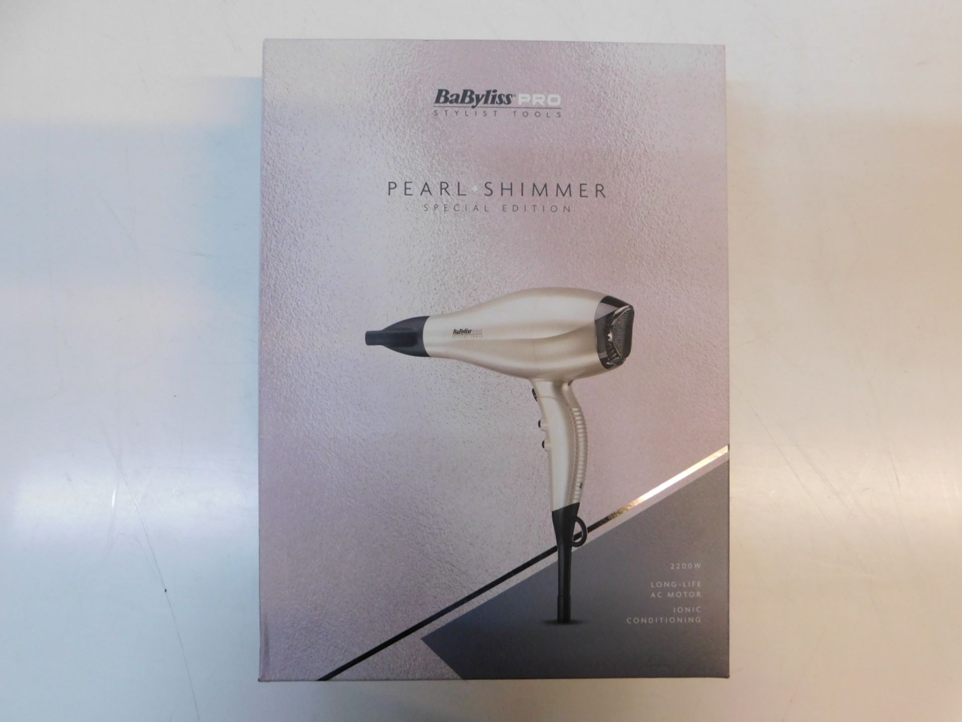 1 BOXED BABYLISS PRO PEARL SHIMMER 2200W SPECIAL EDITION DRYER RRP Â£52.99