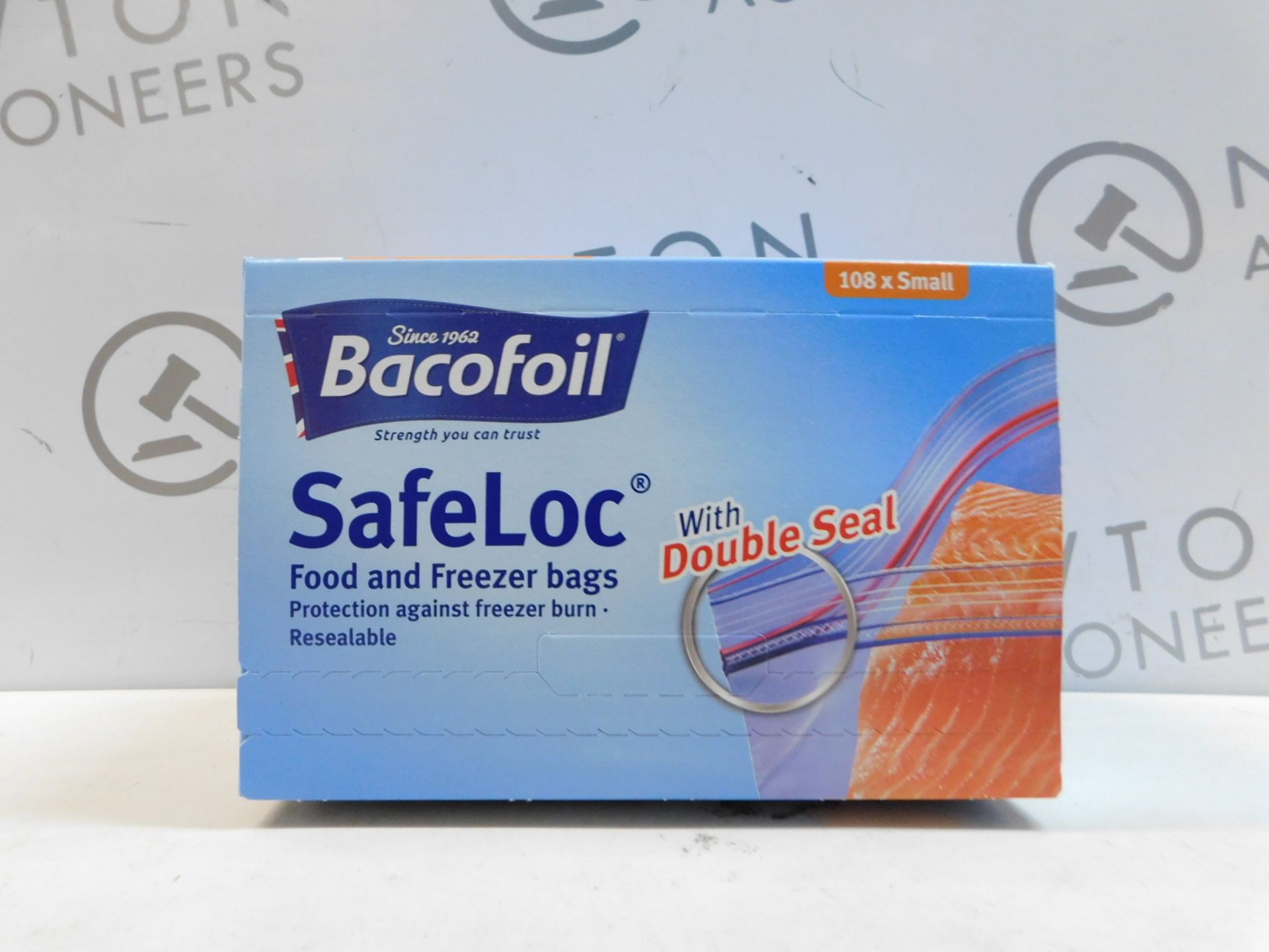 1 BOX OF BACOFOIL SAFELOC FOOD AND FREEZER BAGS RRP Â£24.99