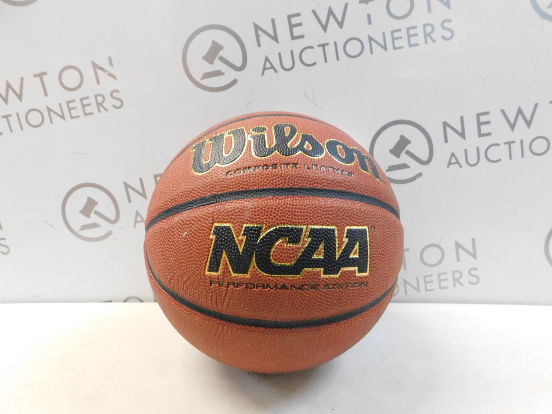 1 WILSON REACTION BASKETBALL RRP Â£28.99