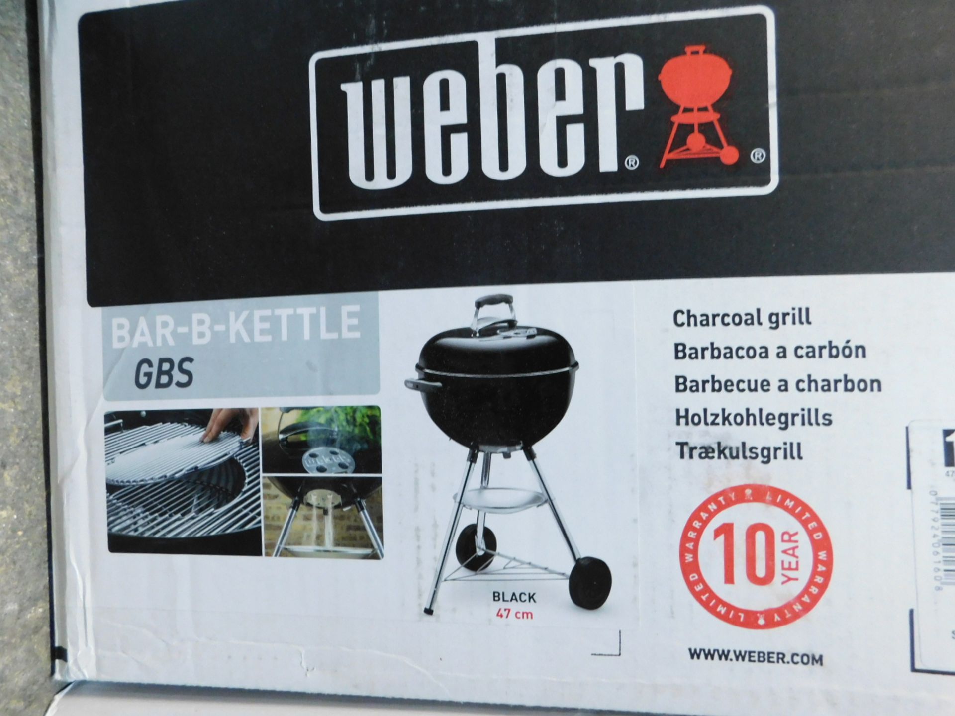 1 BOXED WEBER ORIGINAL KETTLE PREMIUM 57CM GRILL RRP Â£199