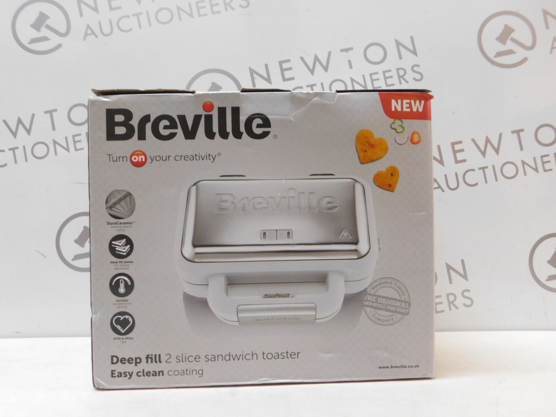 1 BOXED BREVILLE DEEP FILL SANDWICH TOASTER RRP Â£34.99