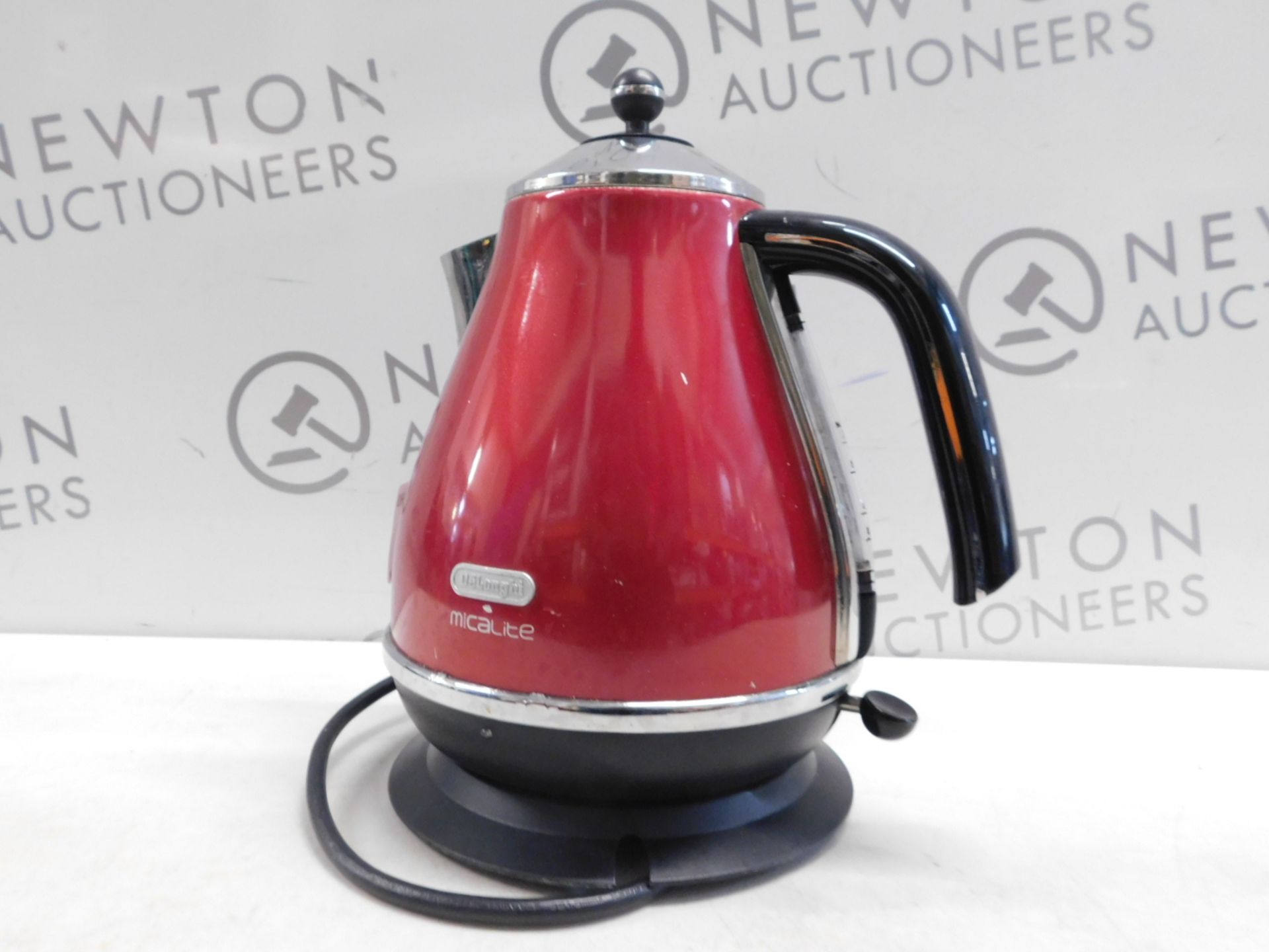 1 DELONGHI MICALITE RED JUG KETTLE RRP Â£54.99