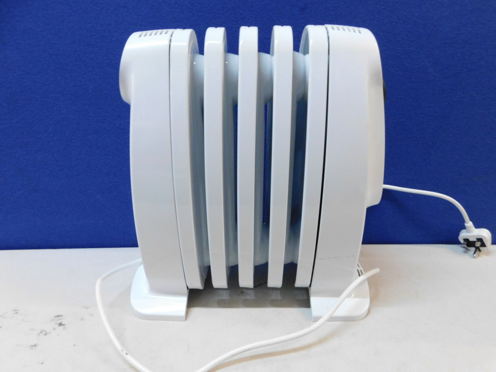 1 DELONGHI NANO SPEED WARM ELECTRIC RADIATOR RRP Â£89.99