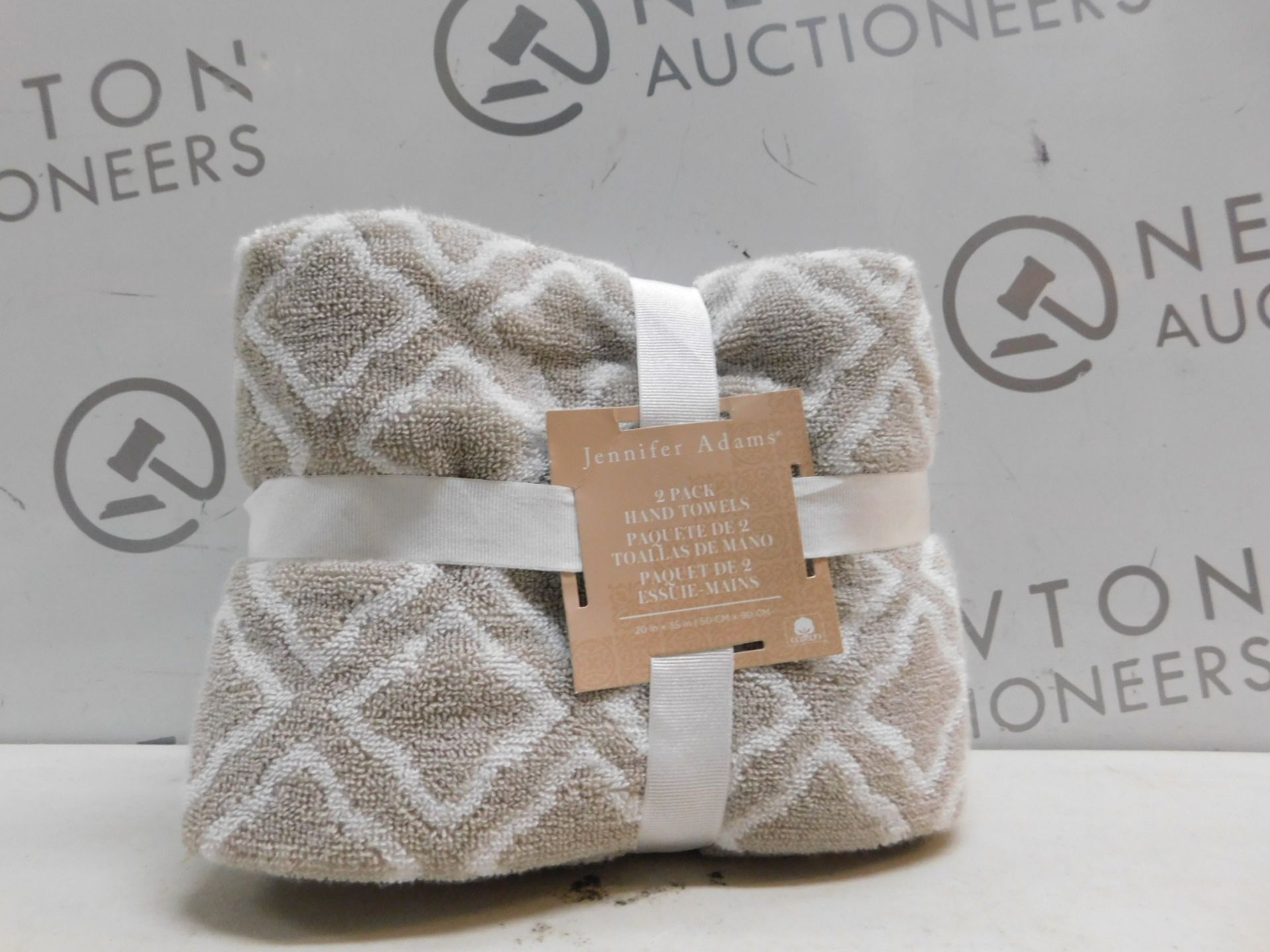 1 PACK OF 2 JENNIFER ADAMS BEIGE & WHITE COTTON HAND TOWELS RRP Â£19.99