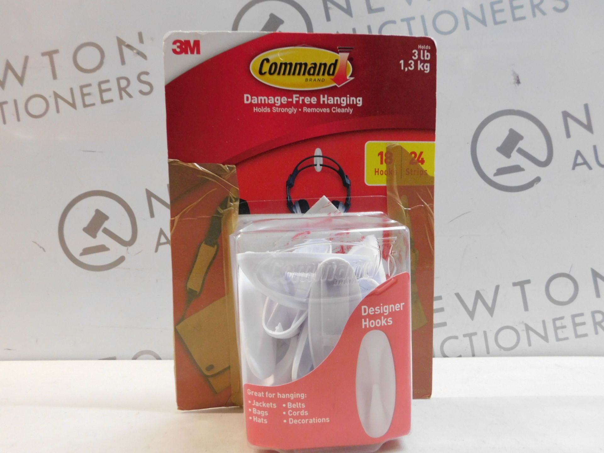 1 PACK OF COMMAND BRAND DAMAGE-FREE HANGING HOOKS RRP Â£24.99