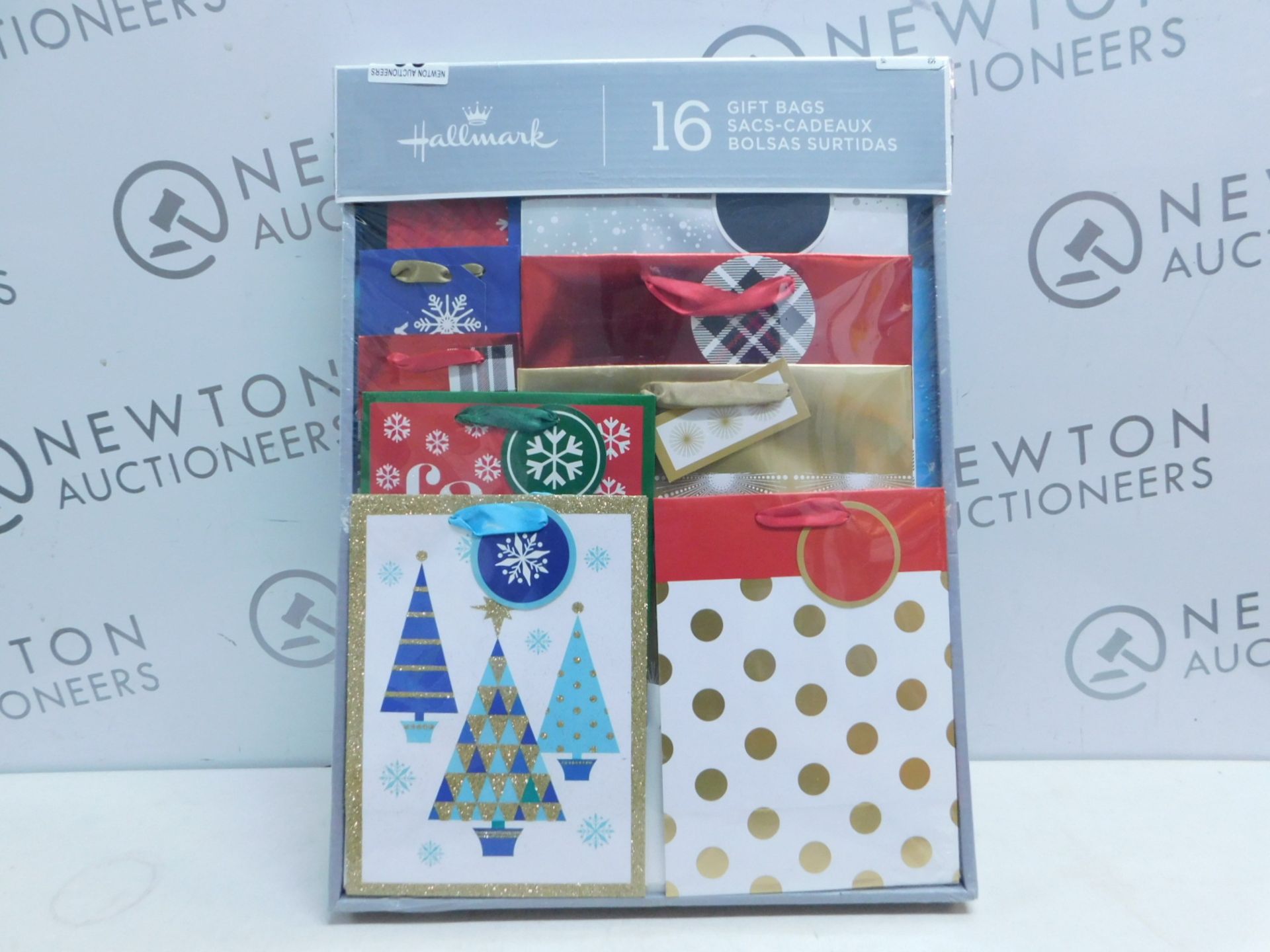 1 BRAND NEW PACK OF 16 HALLMARK GIFT BAGS RRP Â£29.99