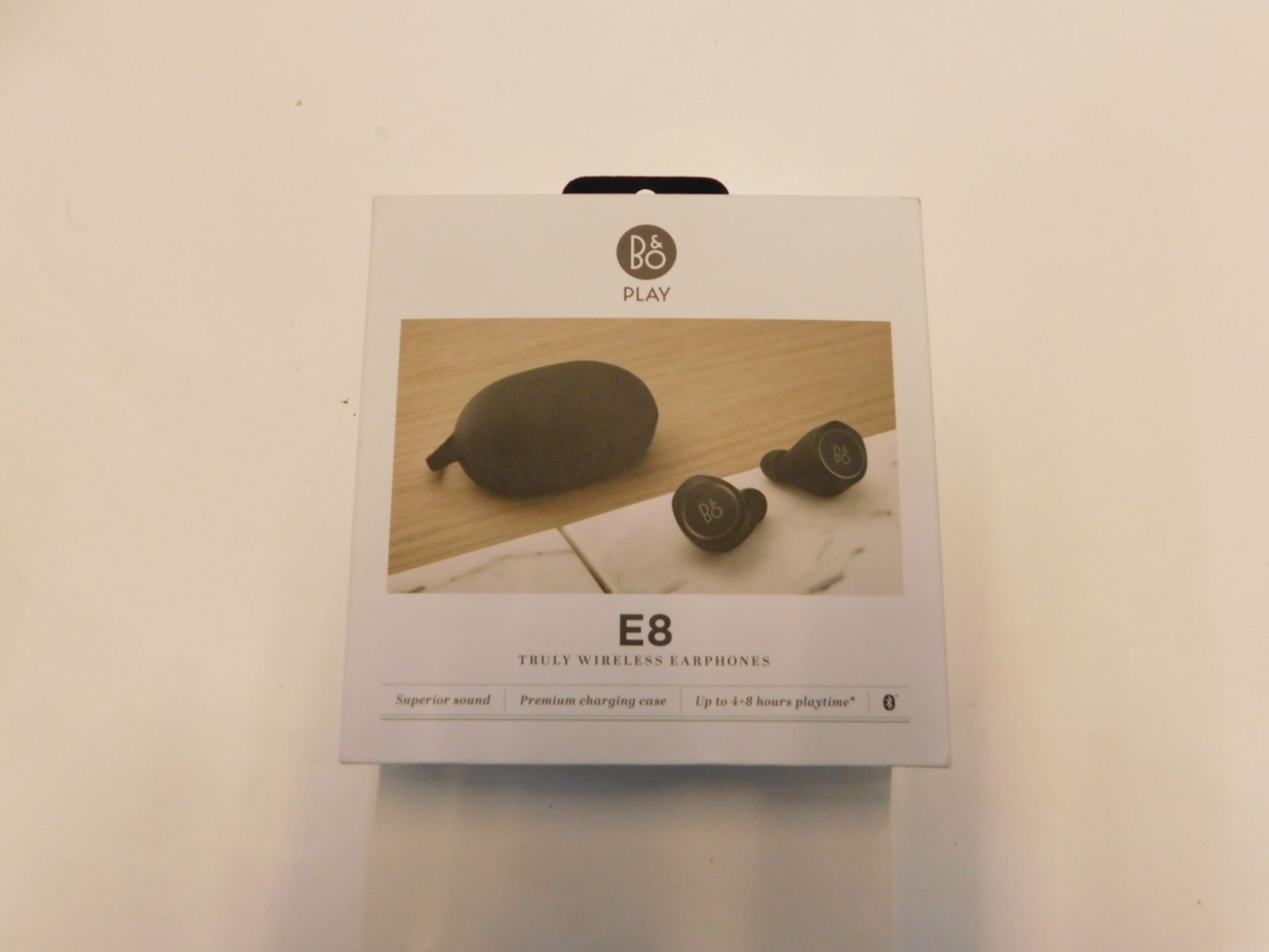 1 BOXED BANG AND OLUFSEN E8 TRUE WIRELESS BLUETOOTH EARPHONES RRP Â£299