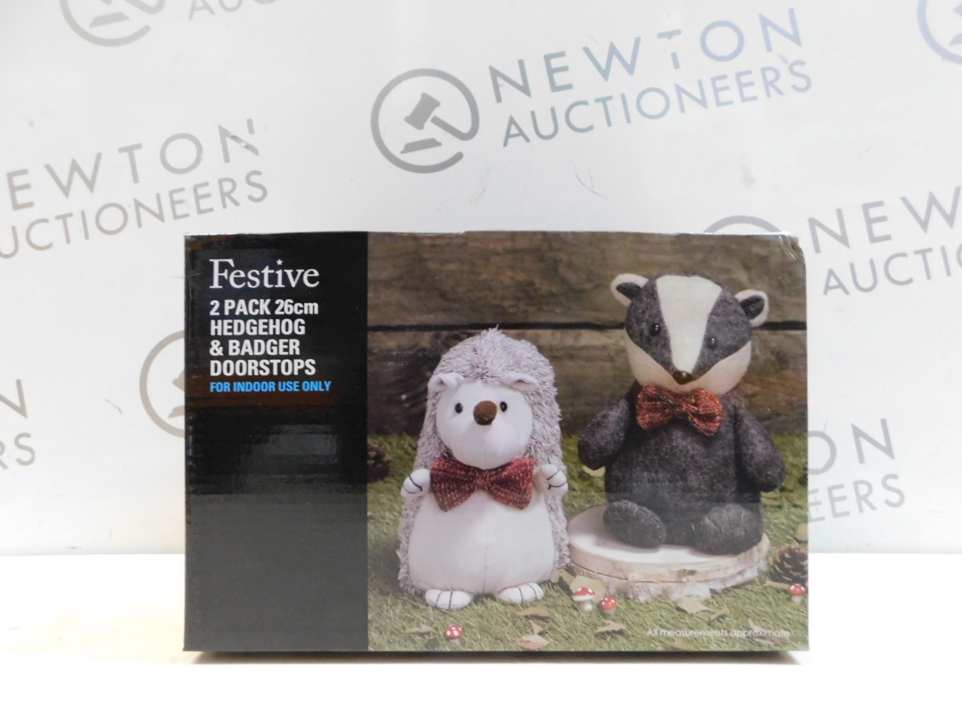 1 BOXED FESTIVE PLUSH 2PK 26CM HEDGEHOG & BADGER DOORSTOPS RRP Â£39.99