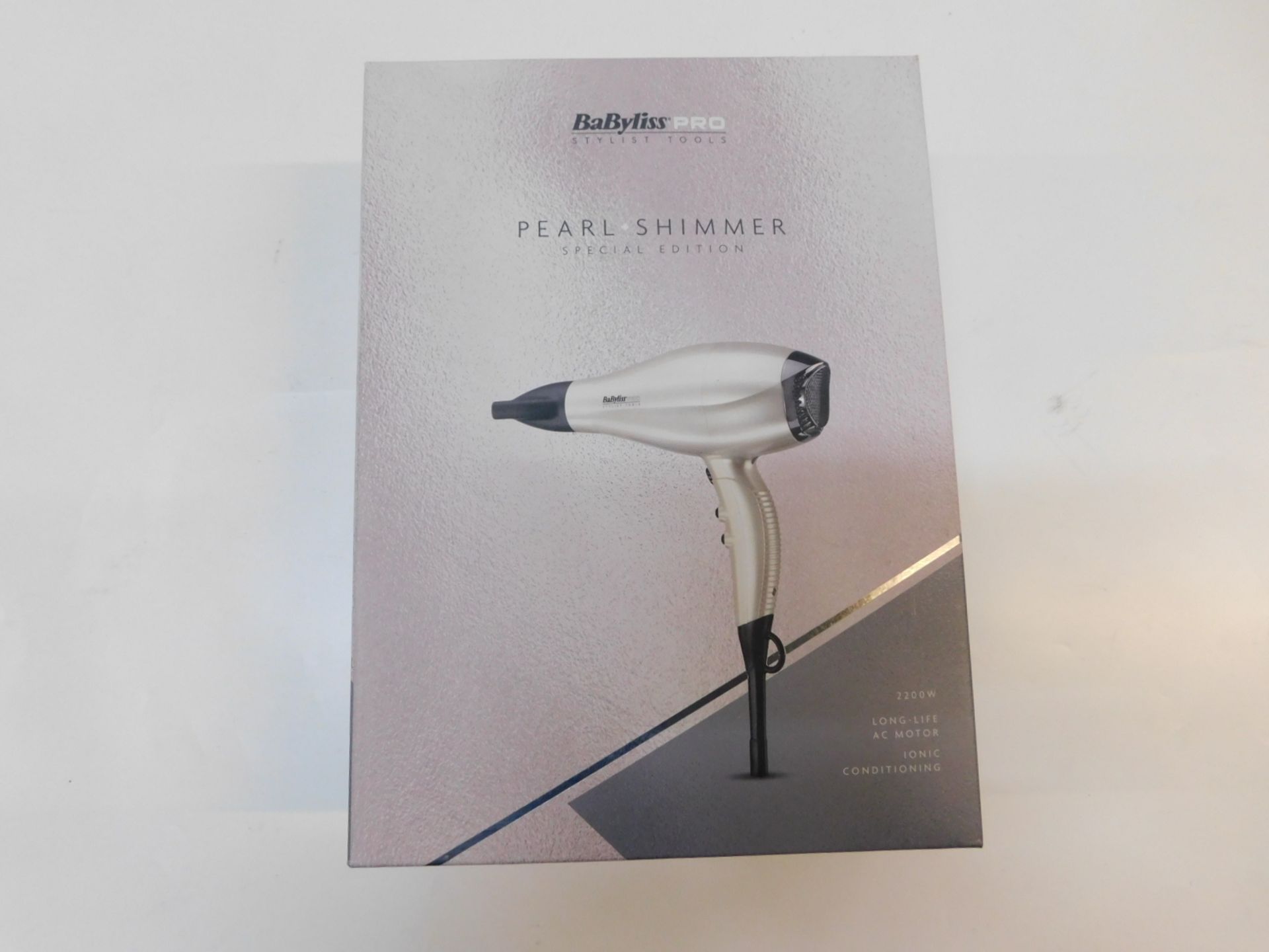 1 BOXED BABYLISS PRO PEARL SHIMMER 2200W SPECIAL EDITION DRYER RRP Â£52.99