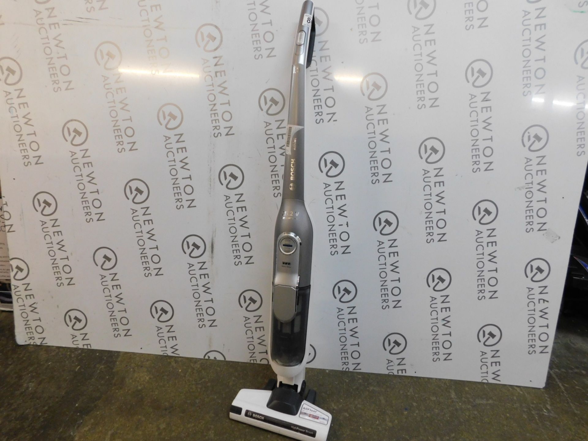1 BOSCH ATHLET BCH62562GB CORDLESS VACUUM CLEANER RRP Â£179.99