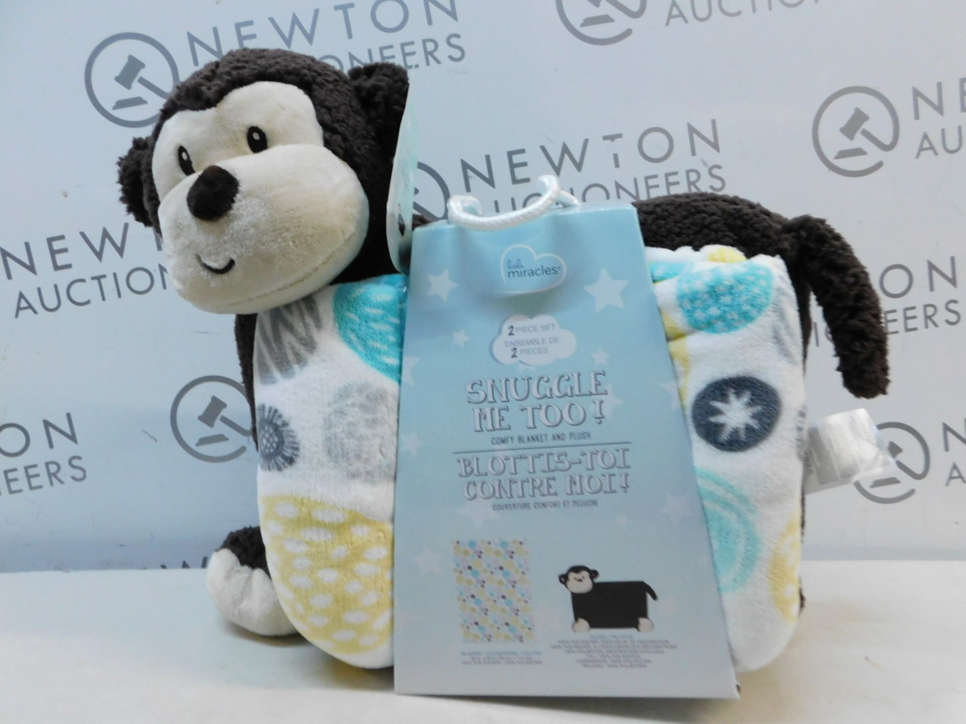 1 PACK OF LITTLE MIRACLES 2PK SNUGGLE ME TOO COMFY BLANKET WITH PLUSH RRP Â£29.99