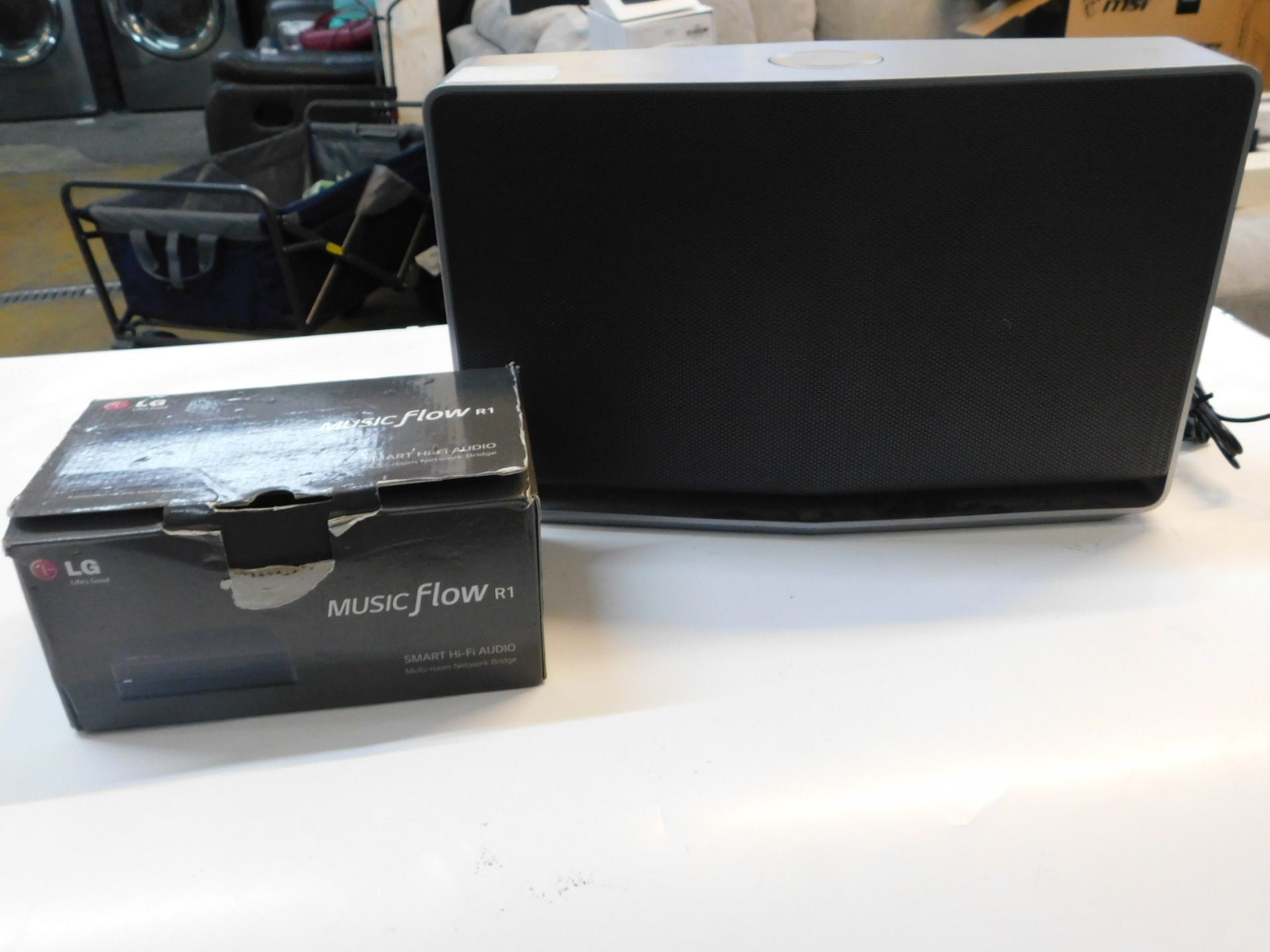 1 LG MUSICFLOW H7 SMART HIFI AUDIO WITH R1 NETWORK BRIDGE RRP Â£299 (POWER ON/WORKING)