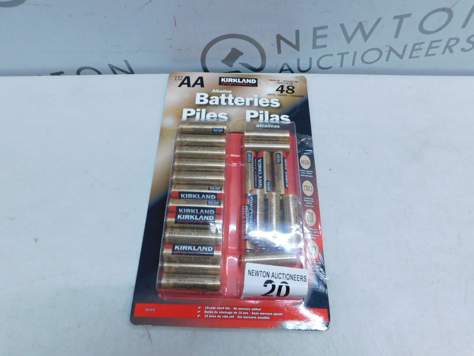 1 PACK OF 38 (APPROX) KIRKLAND SIGNATURE AA 1.5-V ALKALINE BATTERIES RRP Â£29.99