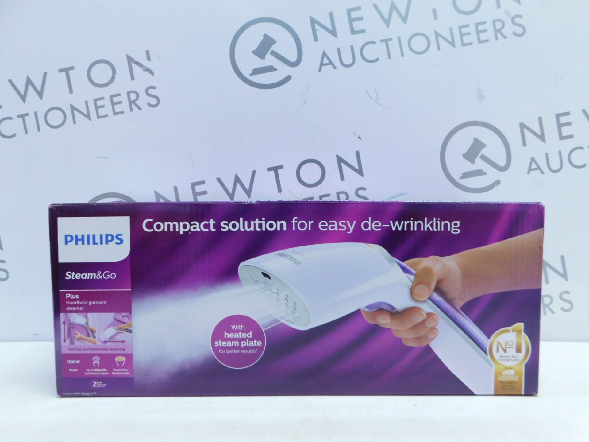 1 BOXED PHILIPS GC362/36 STEAM & GO PLUS HANDHELD GARMENT STEAMER RRP Â£79.99