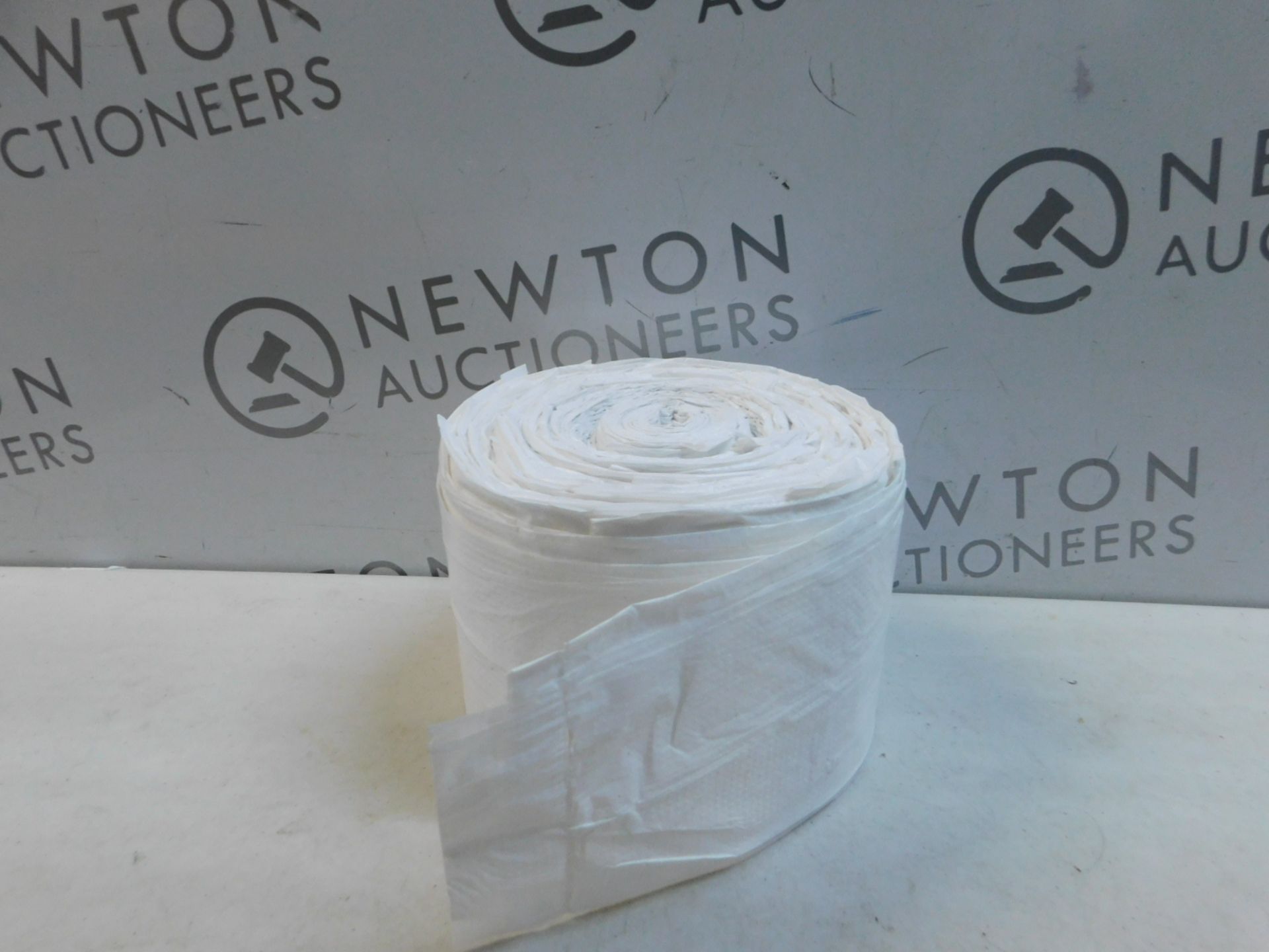 1 LARGE ROLL OF WHITE KITCHEN BAGS RRP Â£12.99