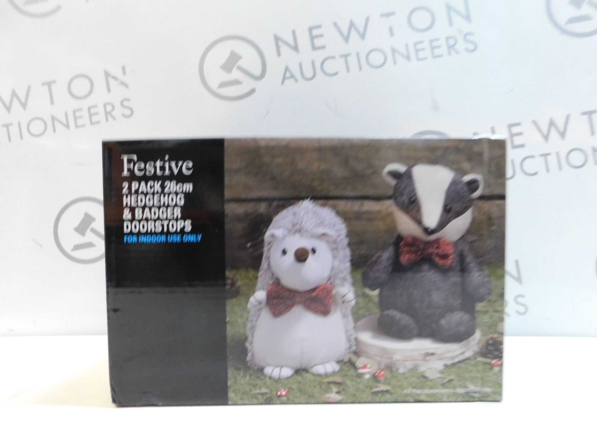 1 BOXED FESTIVE PLUSH 2PK 26CM HEDGEHOG & BADGER DOORSTOPS RRP Â£39.99