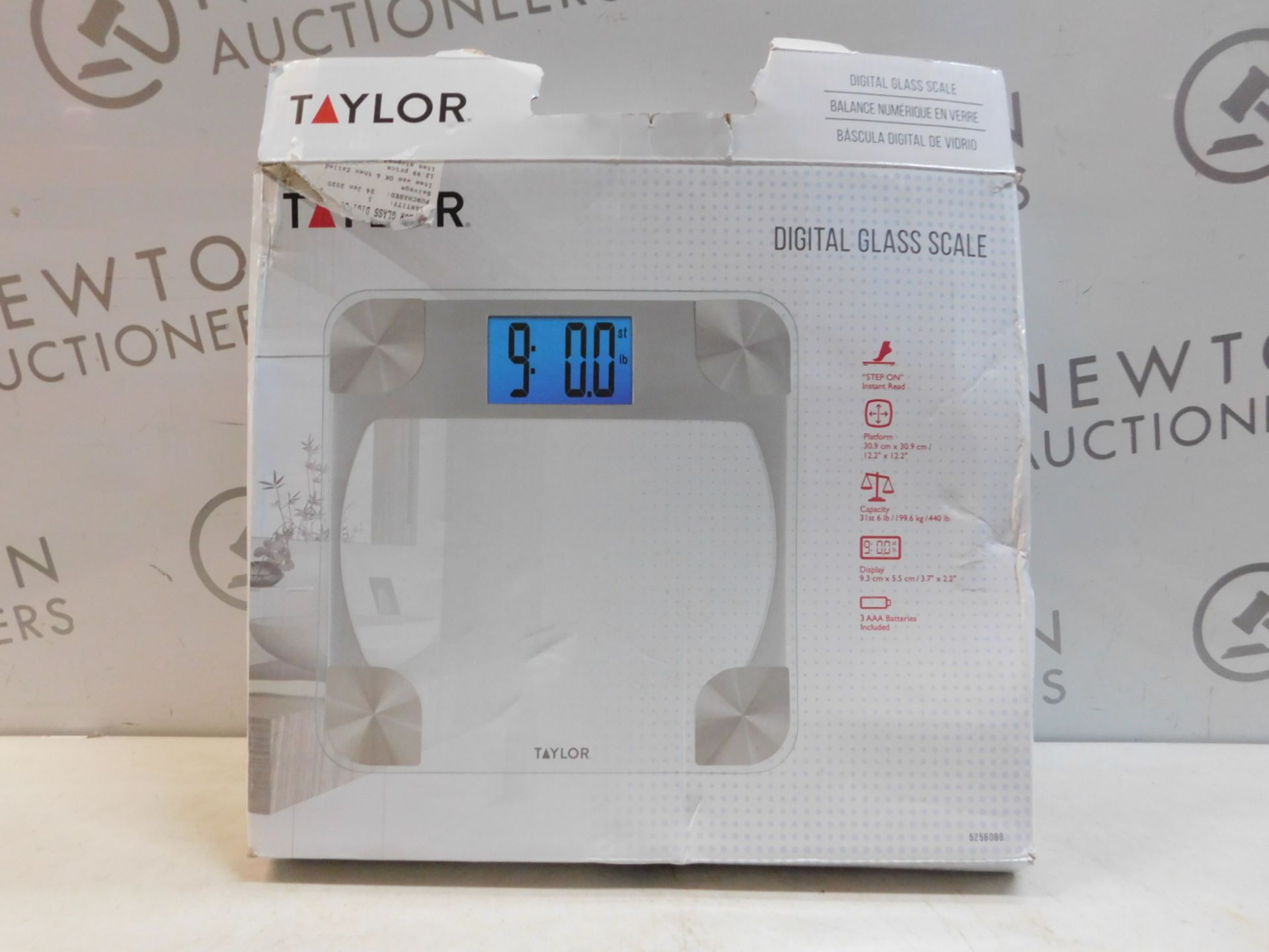 1 BOXED TAYLOR DIGITAL GLASS SCALE RRP Â£29.99