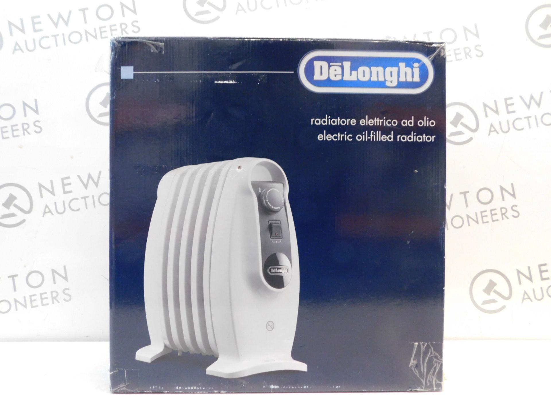 1 BOXED DELONGHI NANO SPEED WARM ELECTRIC RADIATOR RRP Â£89.99