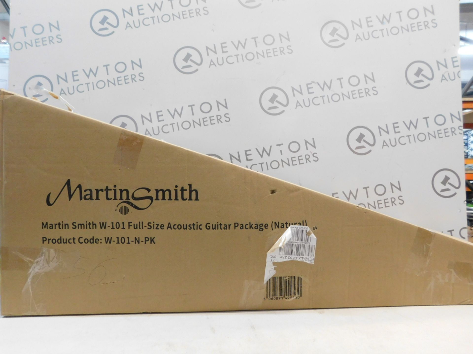 1 BOXED MARTIN SMITH W-101-PK FULL SIZE ACOUSTIC GUITAR WITH KIT RRP Â£89.99