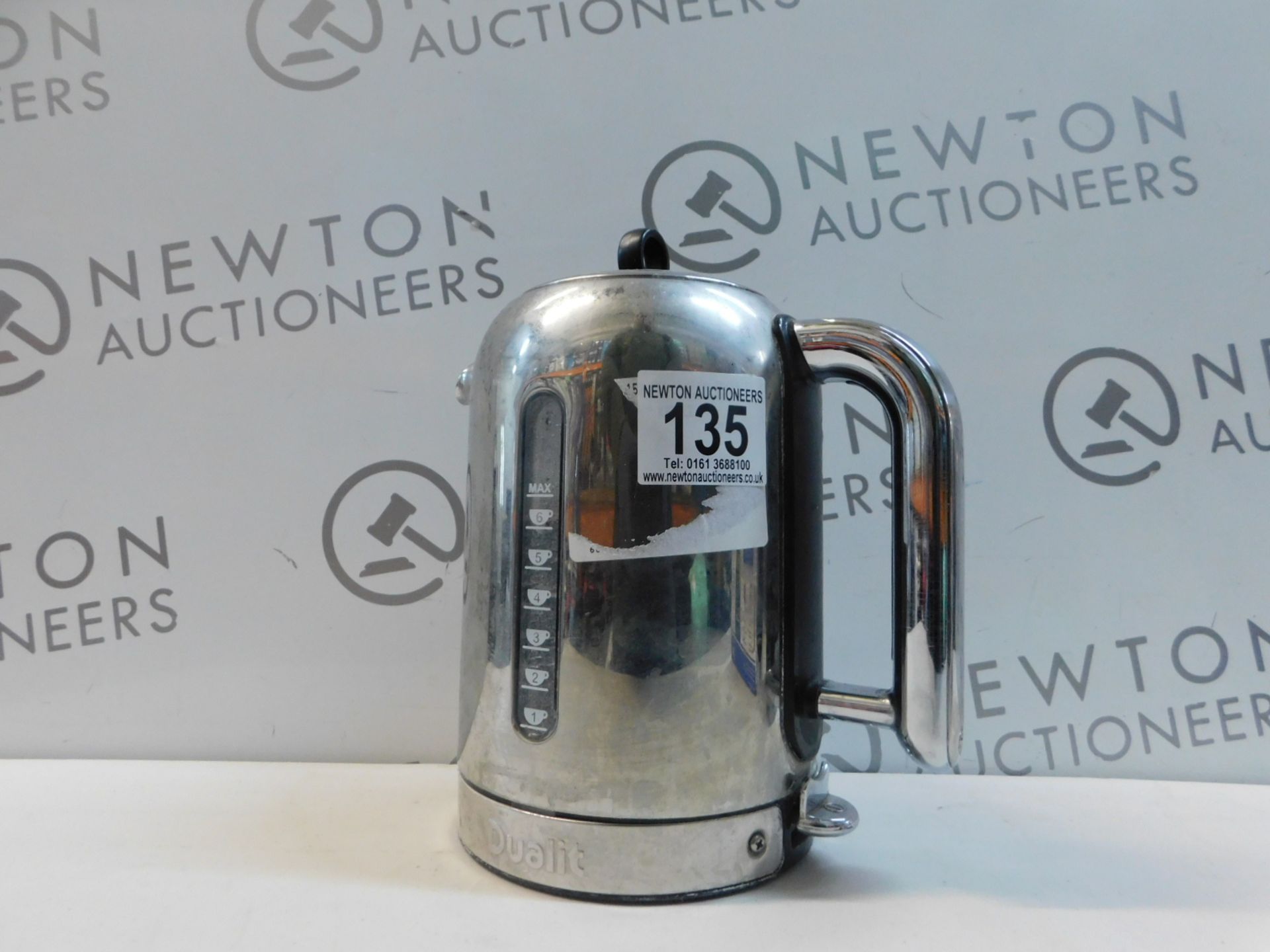 1 DUALIT POLISHED STAINLESS STEEL CLASSIC KETTLE 1.7L RRP Â£129.99 (NO BASE)
