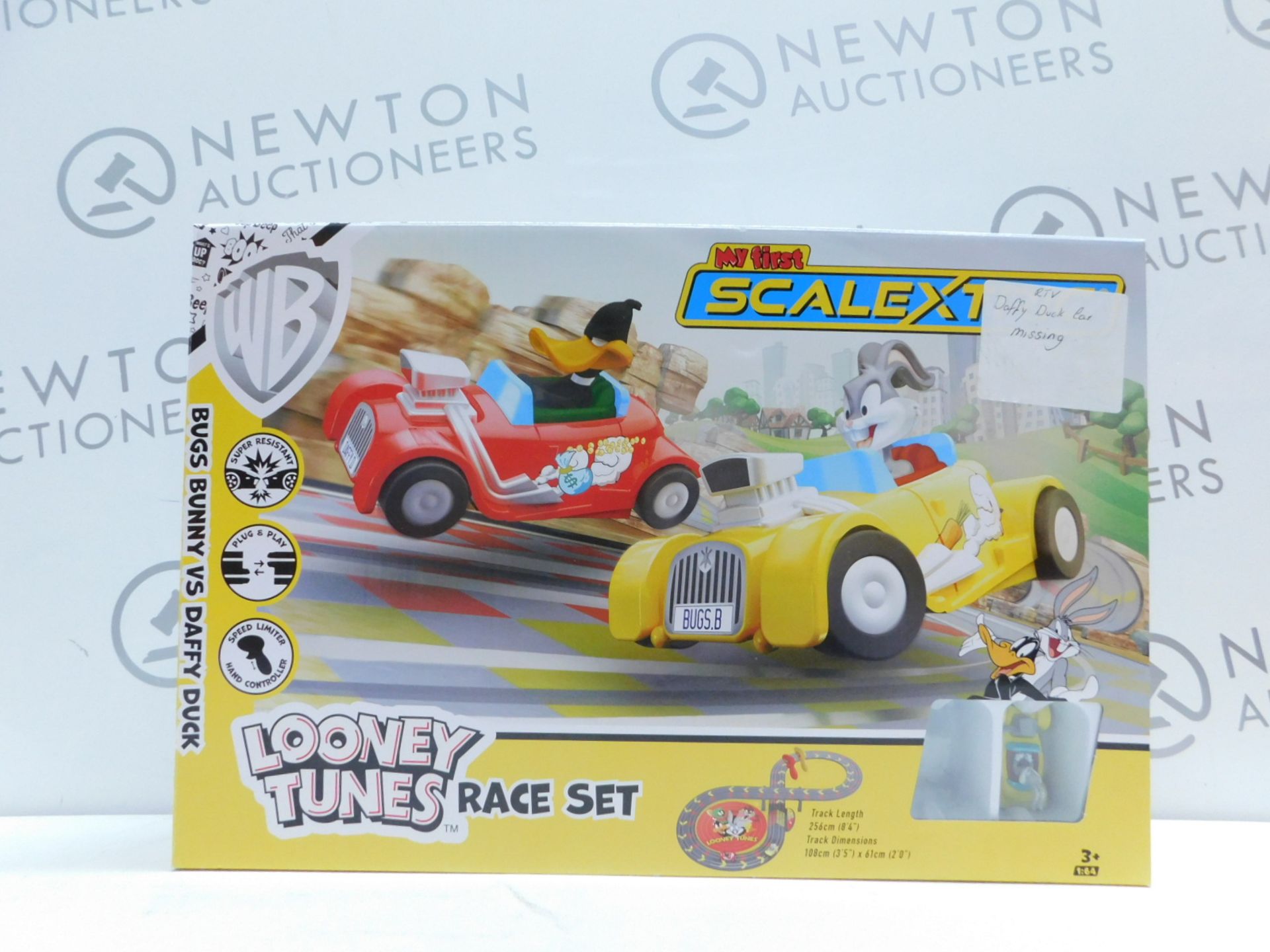 1 BOXED MY FIRST MICRO SCALEXTRIC LOONEY TUNES SLOT RACING SET RRP Â£49.99