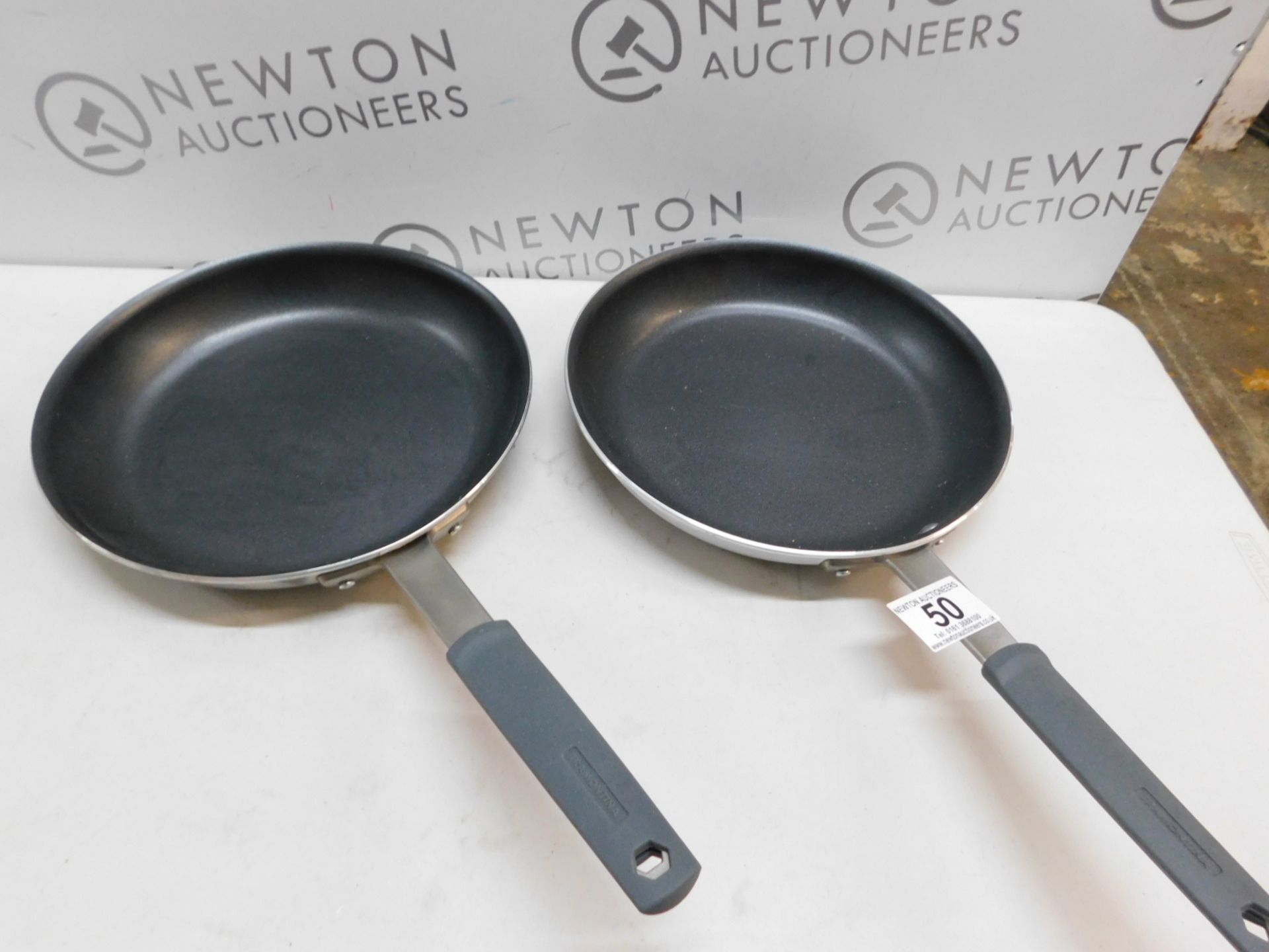 1 SET OF TRAMONTINA PROLINE 2PC NONSTICK FRY PANS WITH SILICONE GRIPS RRP Â£49.99