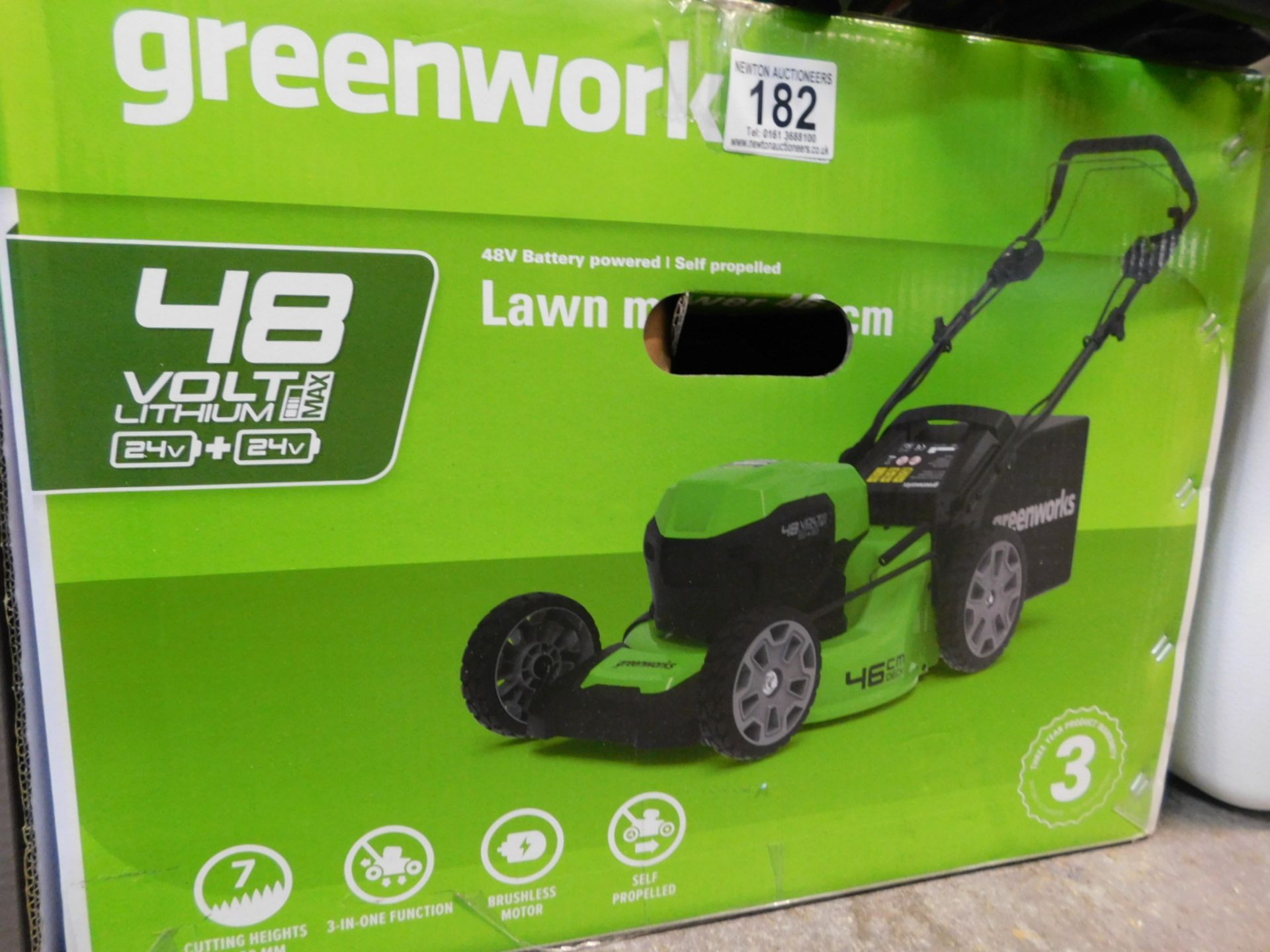 1 BOXED GREENWORKS 48V CORDLESS 46CM SELF PROPELLED LAWN MOWER WITH CHARGER & 2 BATTERIES RRP Â£429.