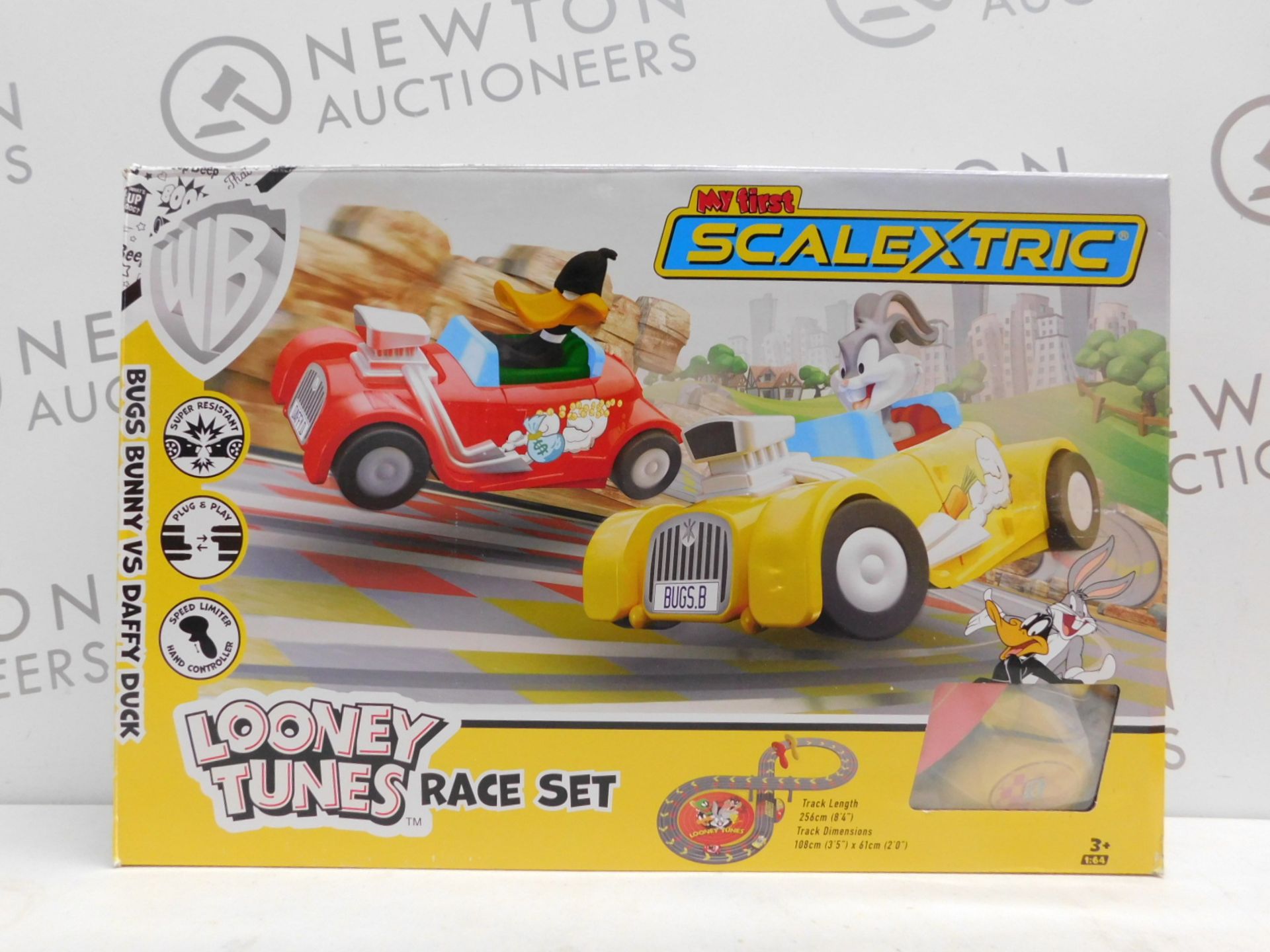 1 BOXED MY FIRST MICRO SCALEXTRIC LOONEY TUNES SLOT RACING SET RRP Â£49.99