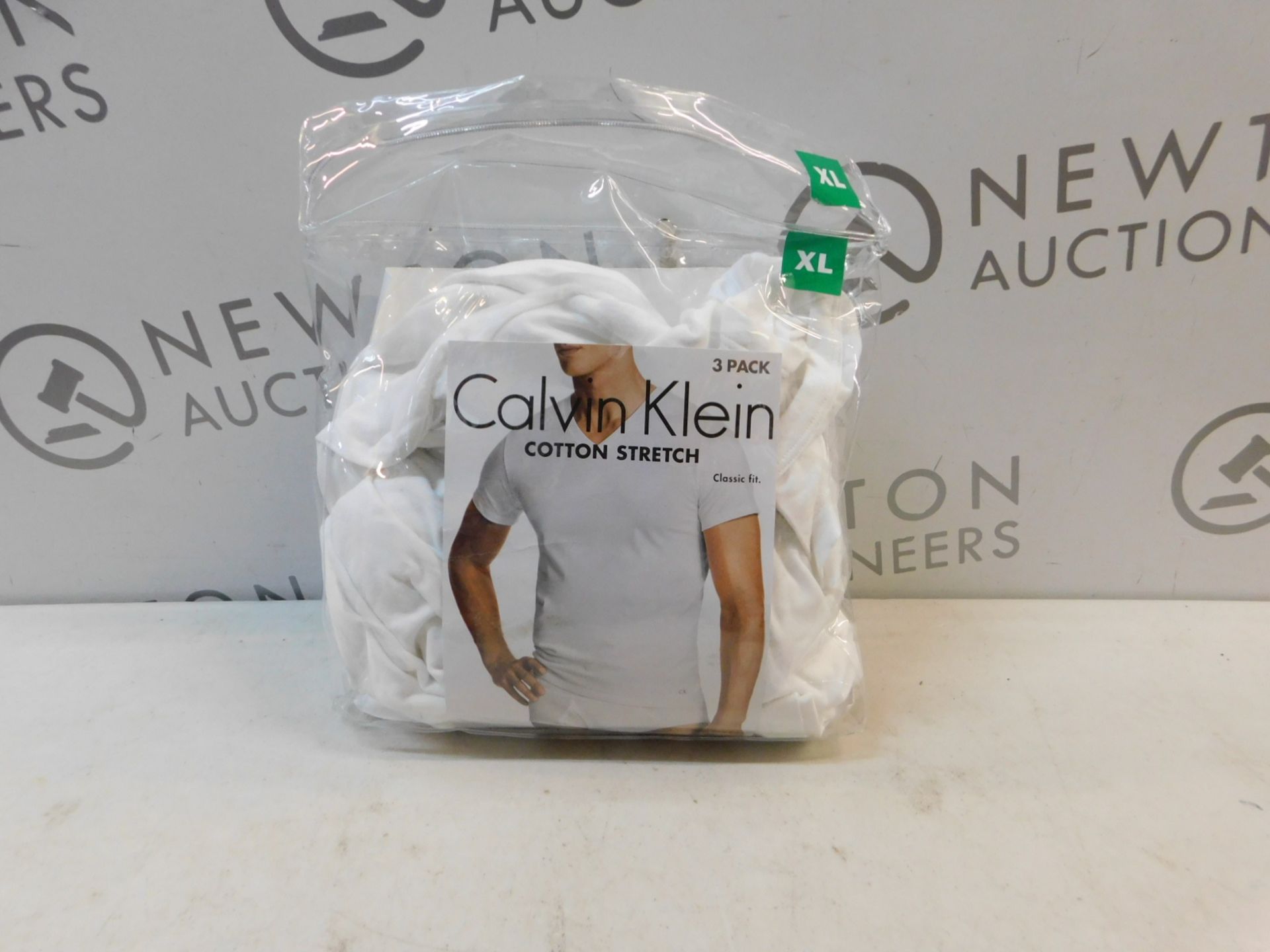 1 PACK OF 2 MENS CALVIN KLEIN CLASSIC FIT T-SHIRTS SIZE XL RRP Â£34.99