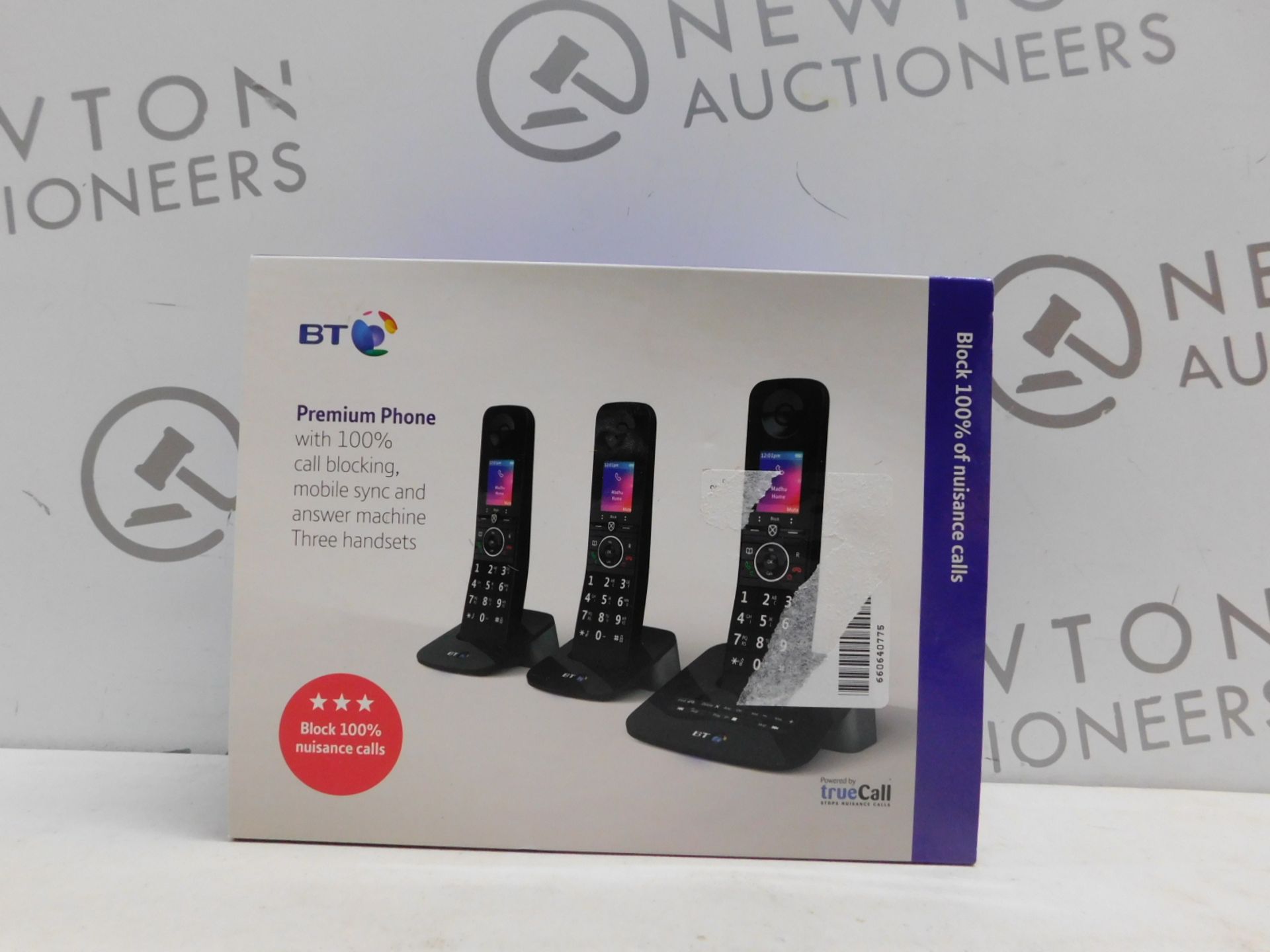 1 BOXED BT PREMIUM TRIO CORDLESS PHONE SET RRP Â£89.99