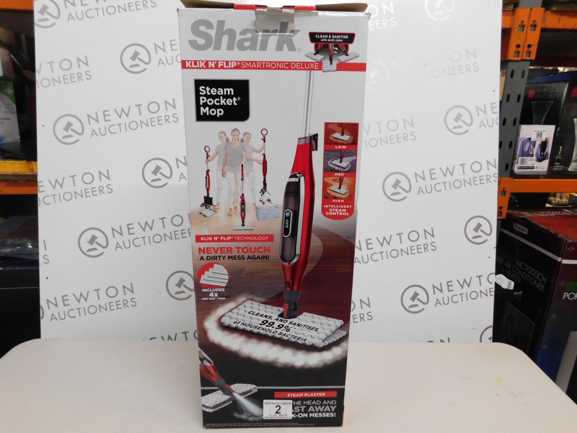 1 BOXED SHARK KLIK N FLIP STEAM POCKET MOP RRP Â£99.99