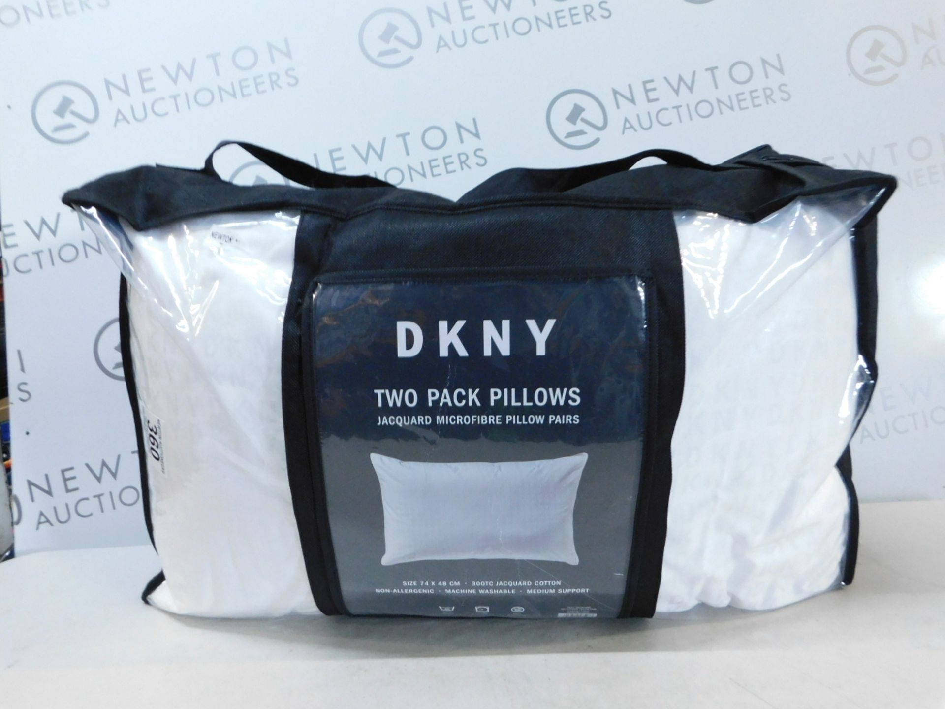 1 BAGGED PAIR OF DKNY JACQUARD MICROFIBRE PILLOWS RRP Â£64.99