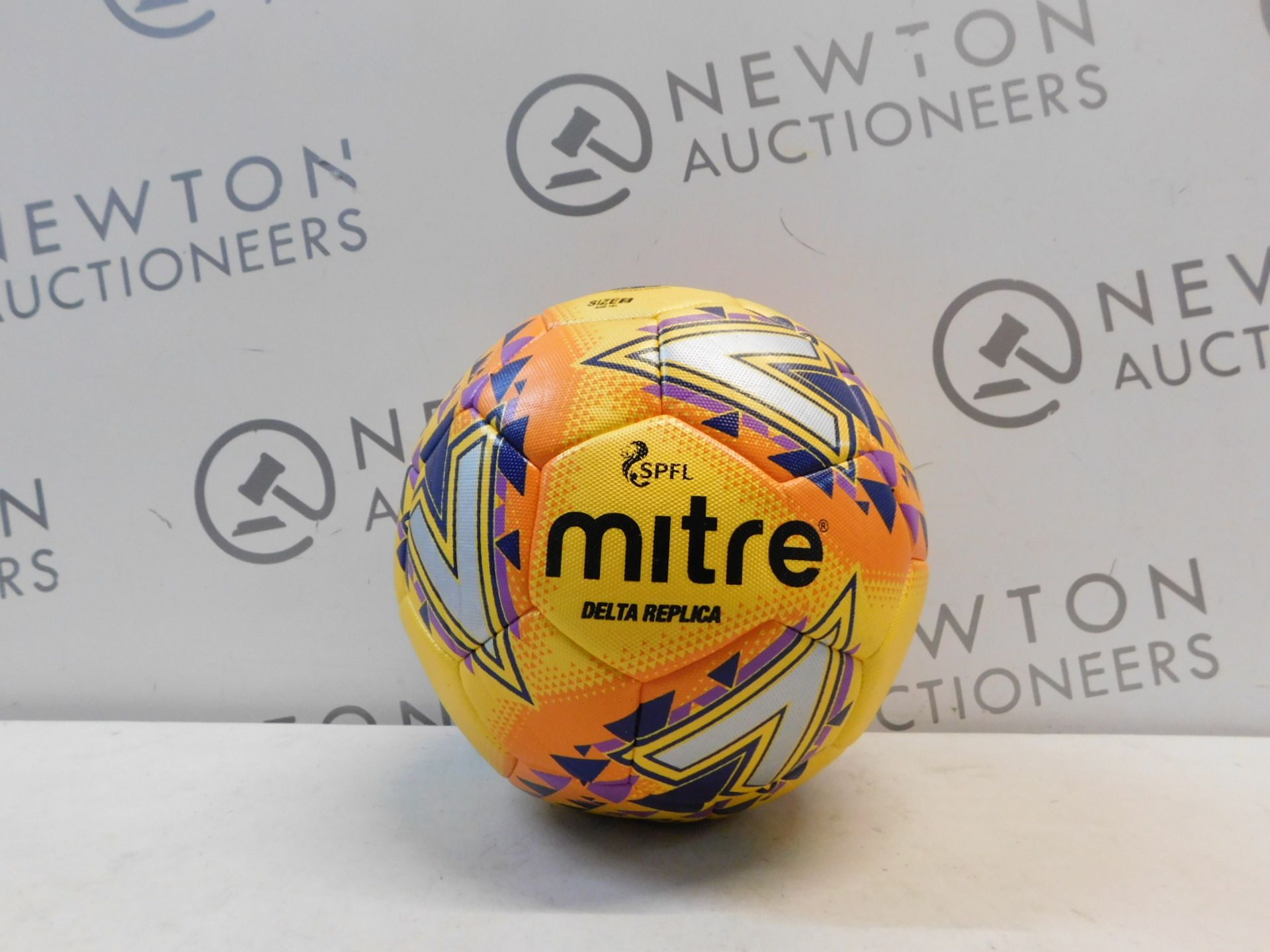 1 MITRE EFL DELTA REPLICA SIZE 5 FOOTBALL RRP Â£29.99 - Image 2 of 2