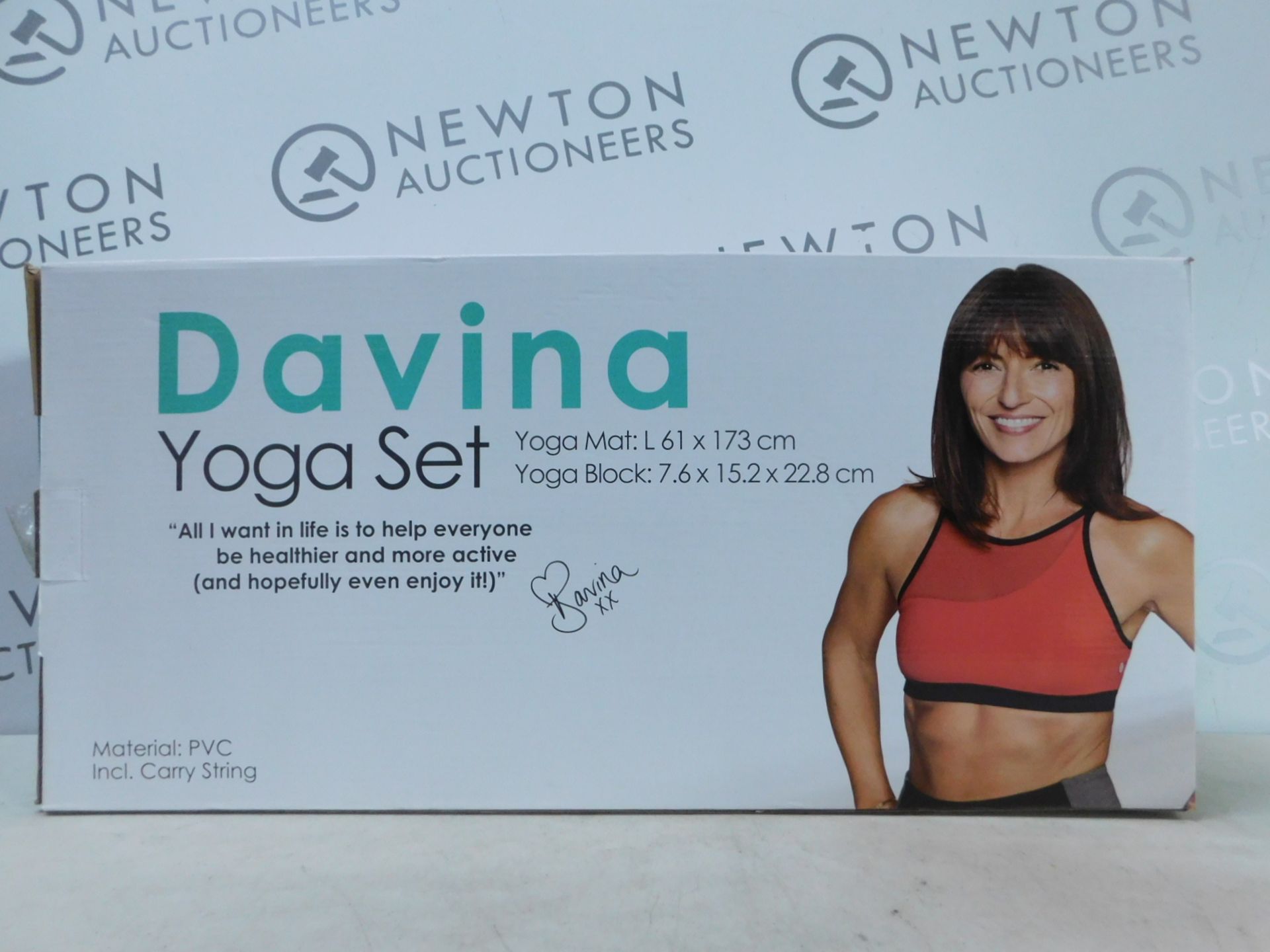 1 BOXED DAVINA MCCALL YOGA SET RRP Â£29.99