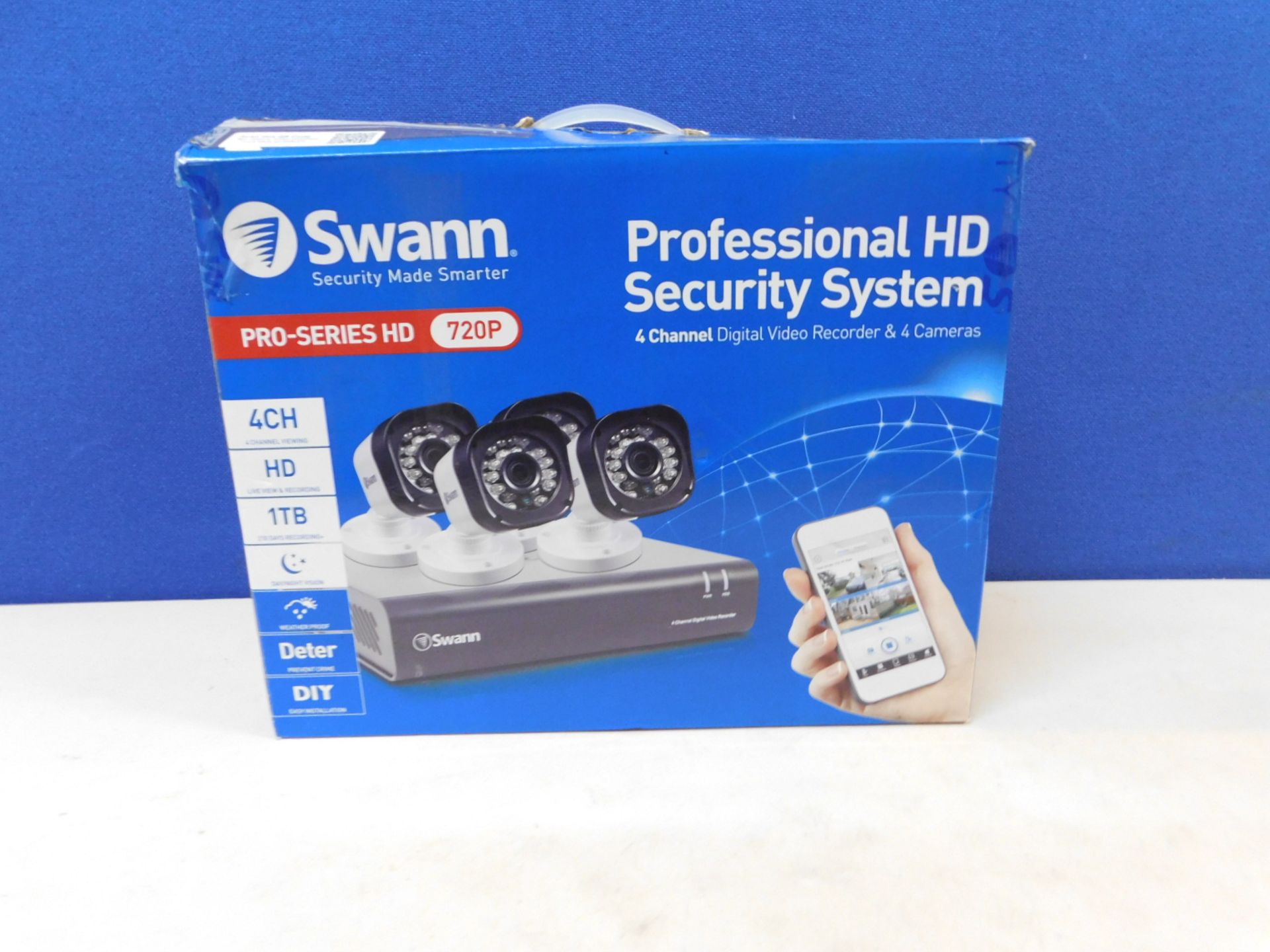 1 BOXED SWANN PRO-SERIES HD SECURITY SYSTEM - DVR4-1580 4CH 720P DIGITAL VIDEO RECORDER & 4 PRO-T835