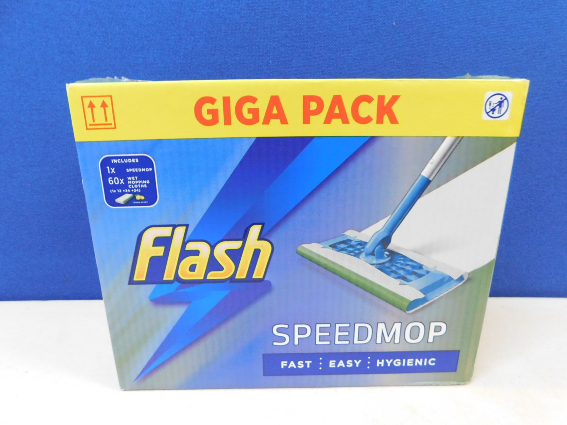 1 BOXED FLASH SPEEDMOP GIGA PACK WITH WET MOPPING CLOTHS RRP £44.99