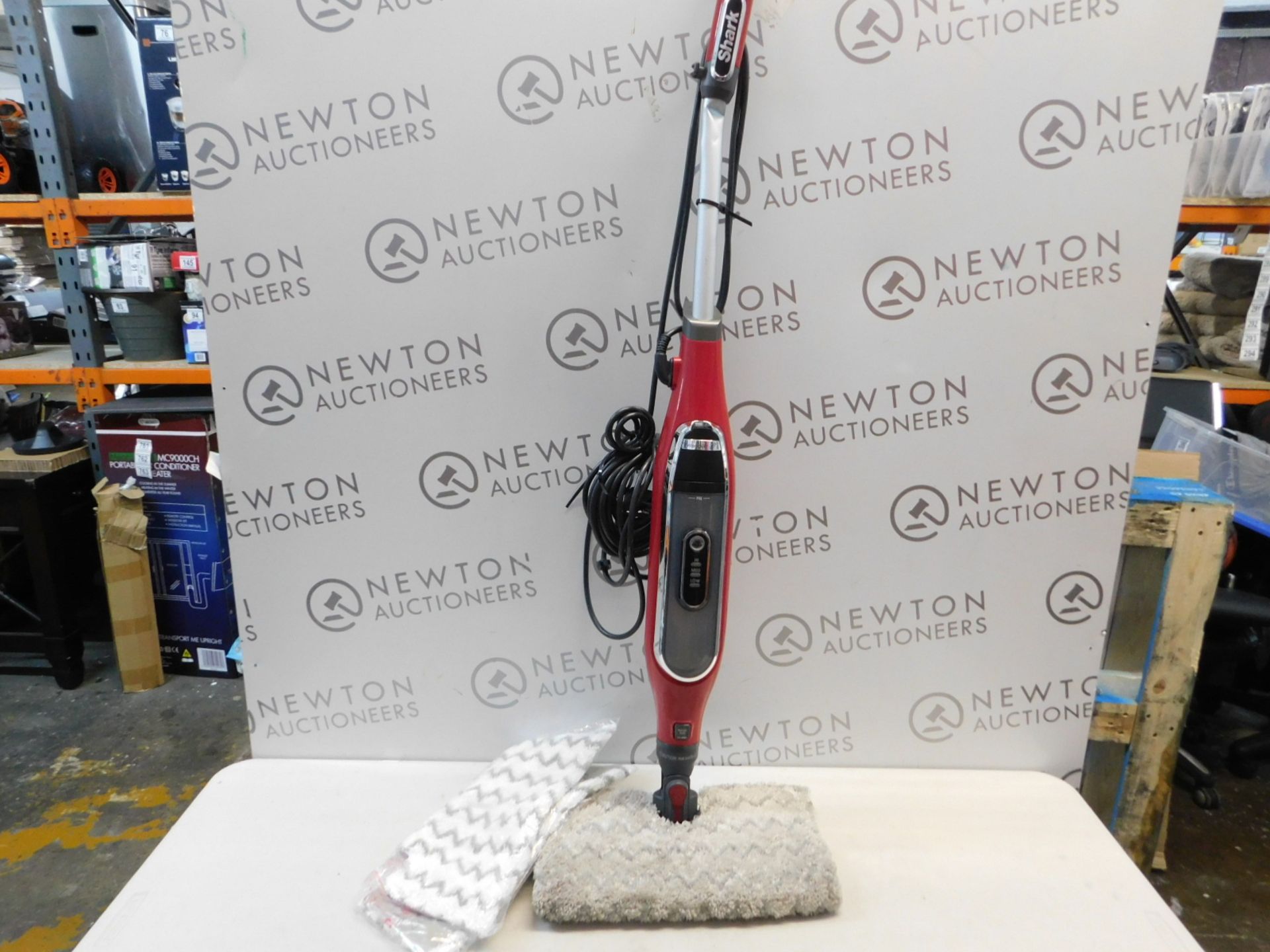 1 SHARK KLIK N FLIP STEAM POCKET MOP RRP Â£99.99