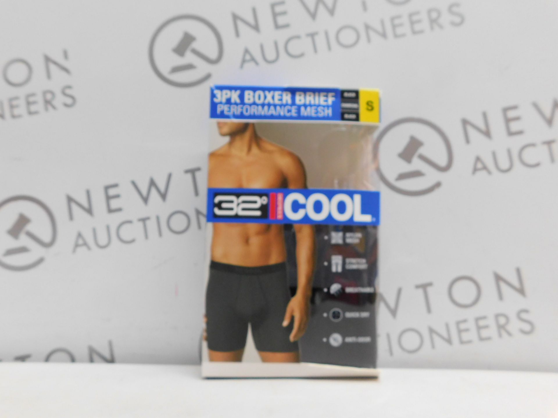 1 BOXED 2PC 32HEAT PERFORMANCE MESH BOXER BRIEFS SIZE S RRP Â£24.99