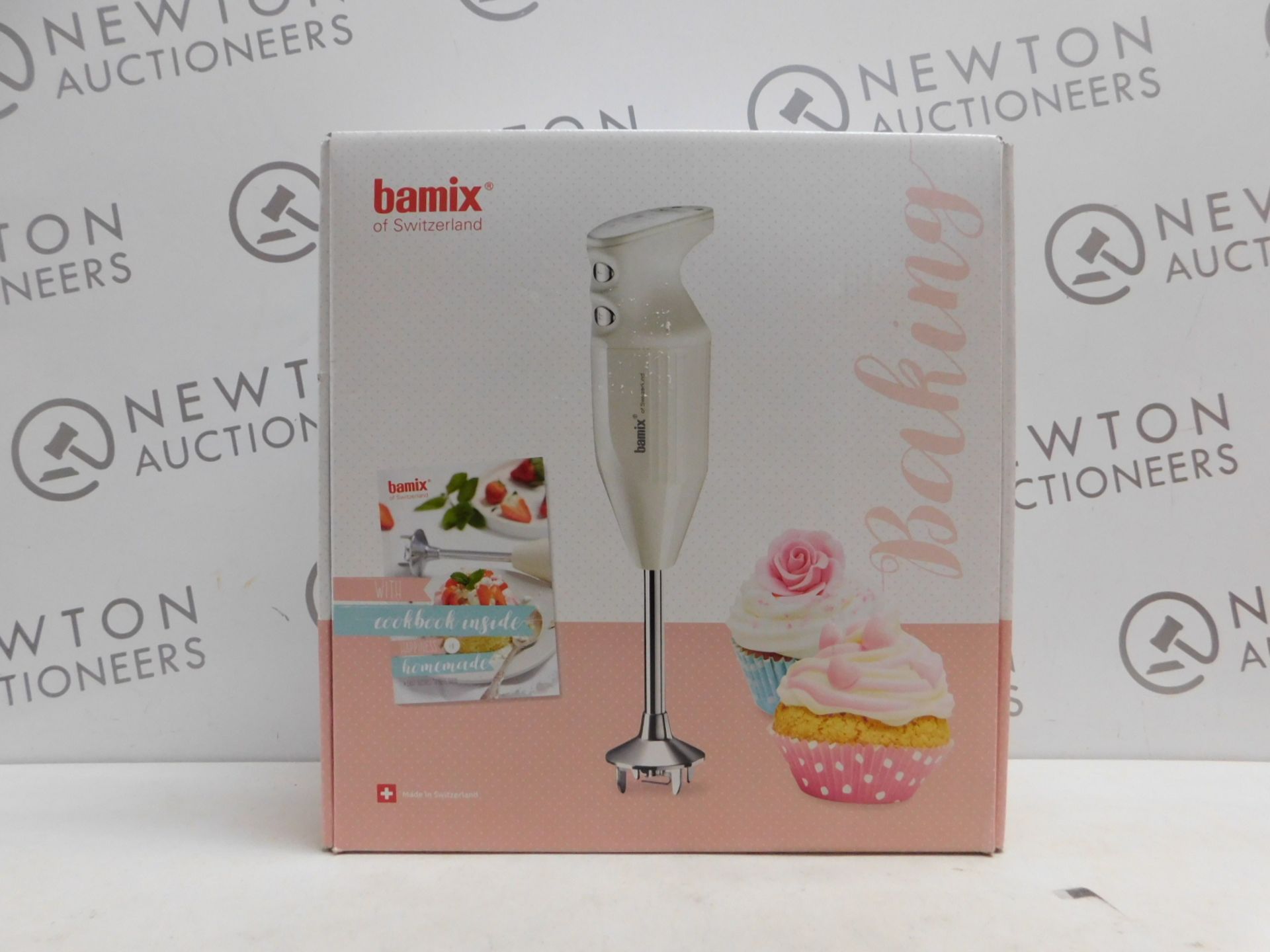 1 BOXED BAMIX OF SWITZERLAND HAND BLENDER RRP Â£199.99