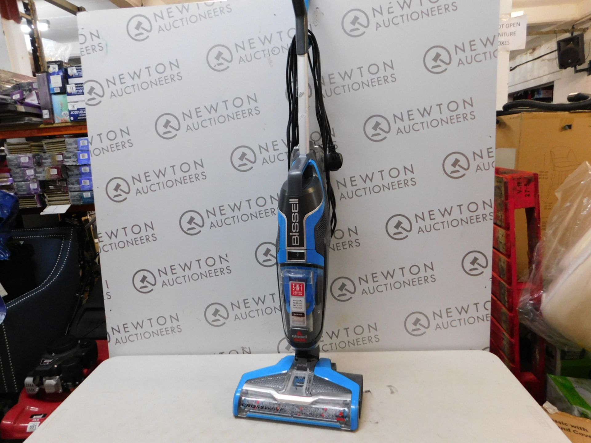 1 BISSELL CROSSWAVE ALL IN ONE MULTI-SURFACE CLEANING SYSTEM RRP Â£249.99