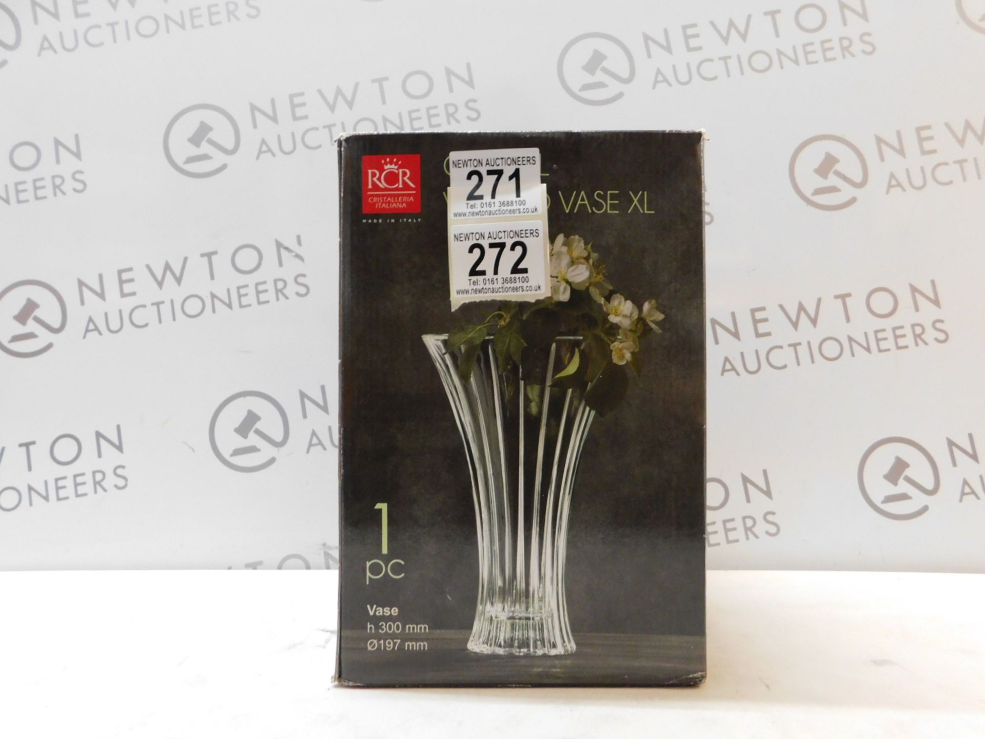 1 BOXED RCR CRYSTAL VERTIGO VASE XL RRP Â£29.99