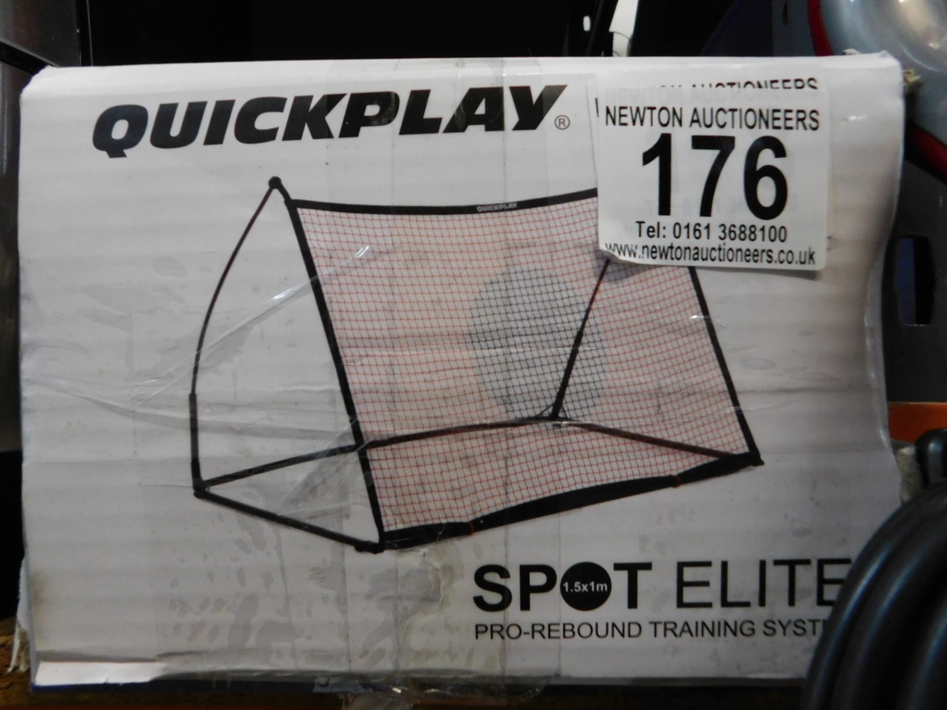 1 BOXED QUICKPLAY SPOT ELITE 2-IN-1 FOOTBALL REBOUNDER NET & FREE KICK WALL RRP Â£129.99