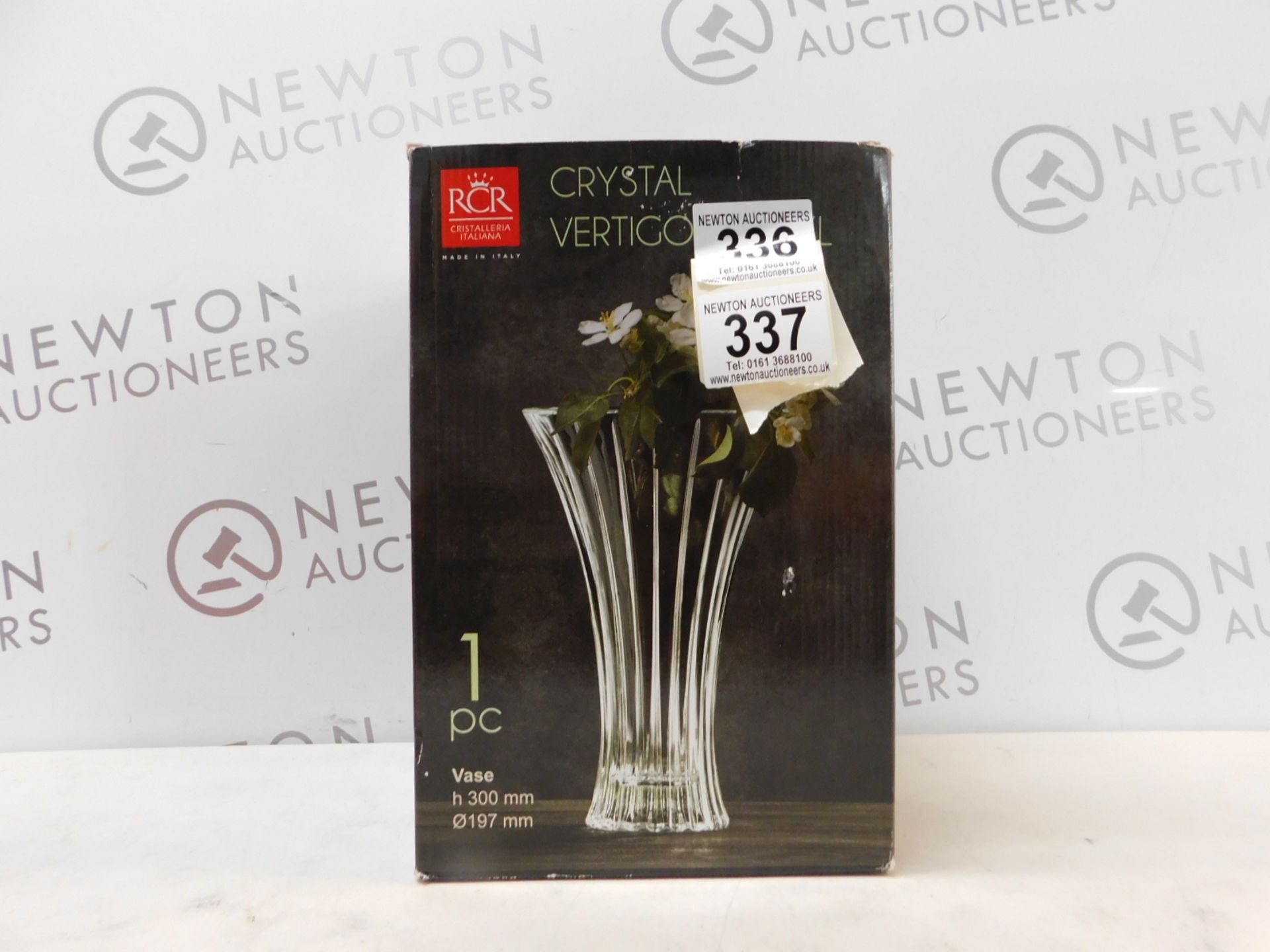 1 BOXED RCR CRYSTAL VERTIGO VASE XL RRP Â£29.99